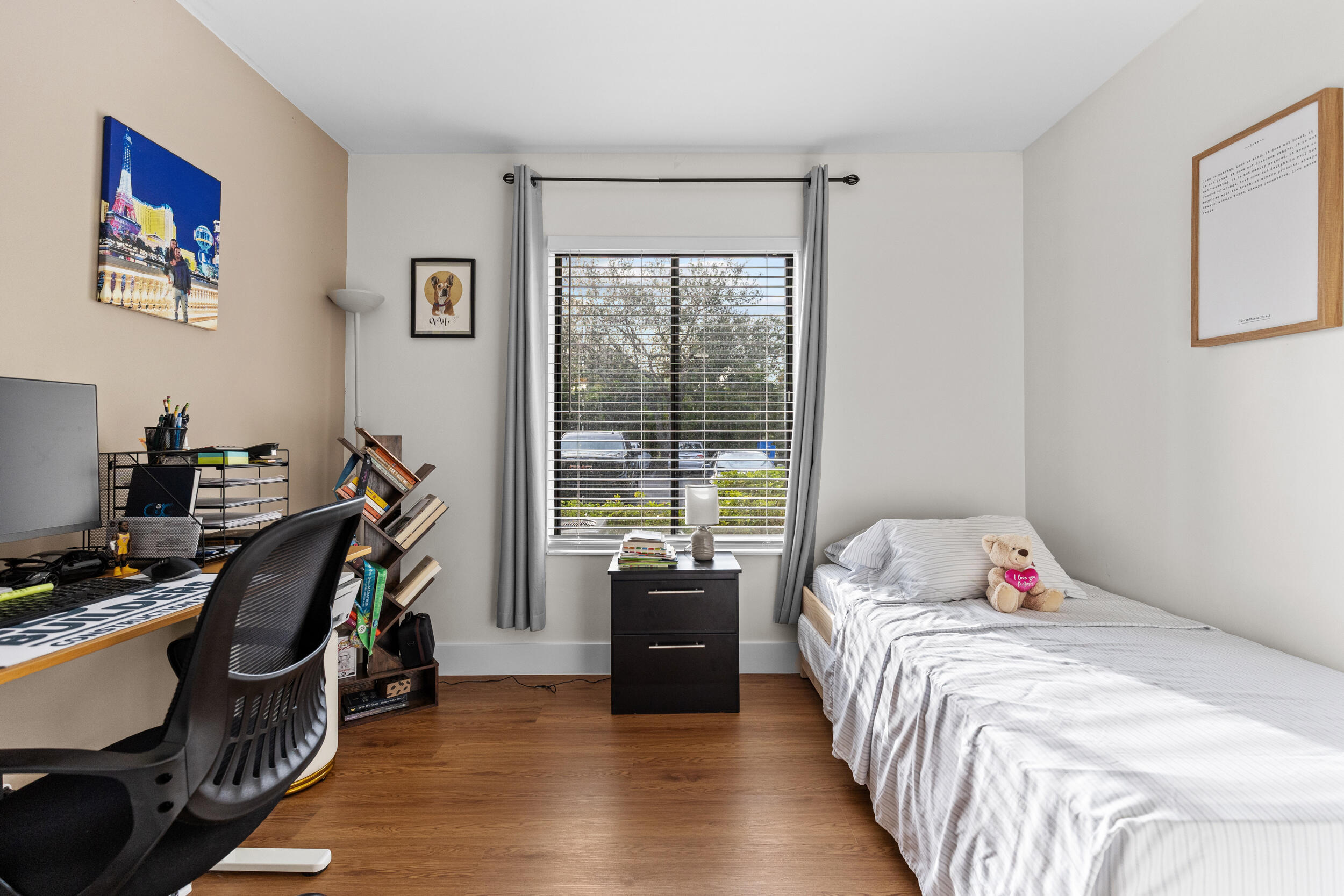 PINE RIDGE NORTH VILLAGE III CONDO - Residential