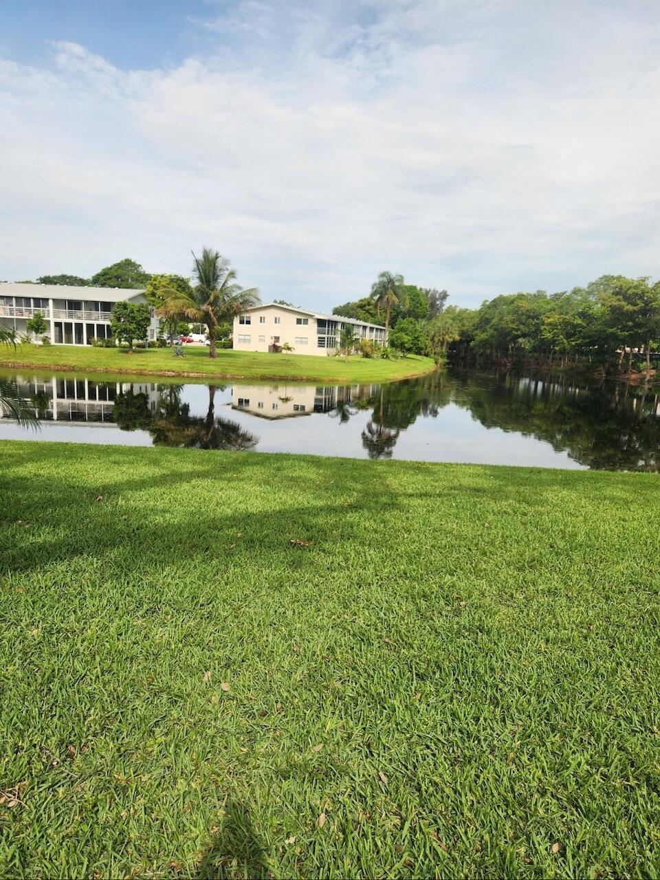WESTBURY E CONDO - Residential