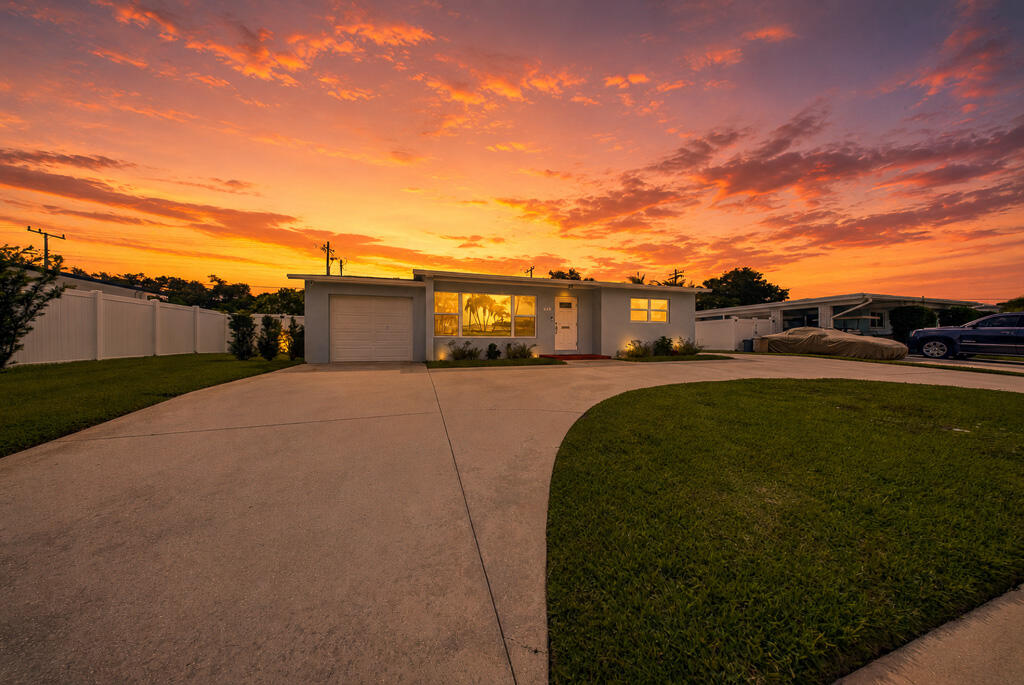 NORTH PALM BEACH VILLAGE OF 1 - Residential