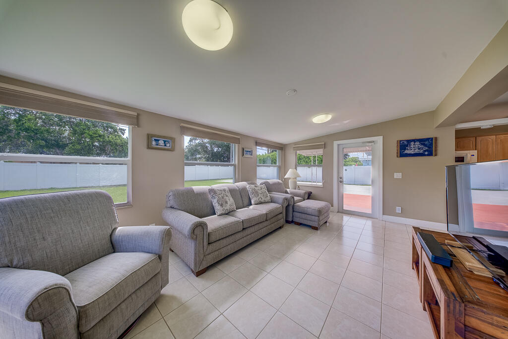 NORTH PALM BEACH VILLAGE OF 1 - Residential