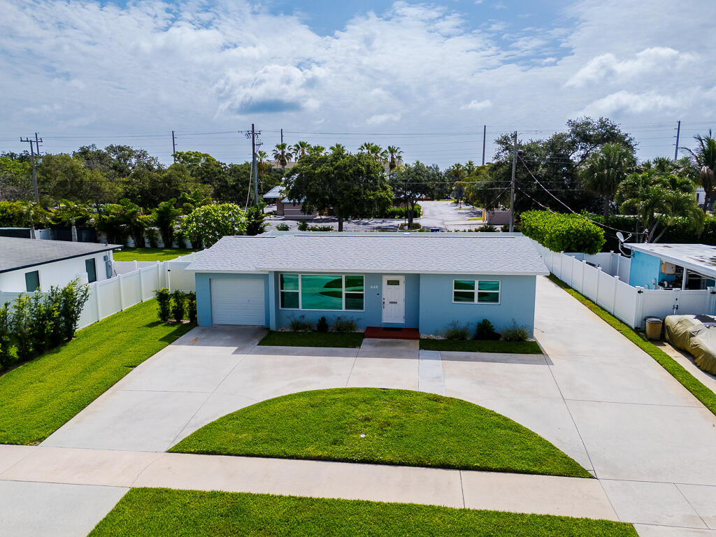 NORTH PALM BEACH VILLAGE OF 1 - Residential