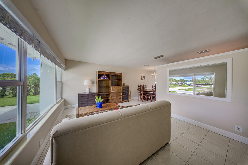NORTH PALM BEACH VILLAGE OF 1 - Residential
