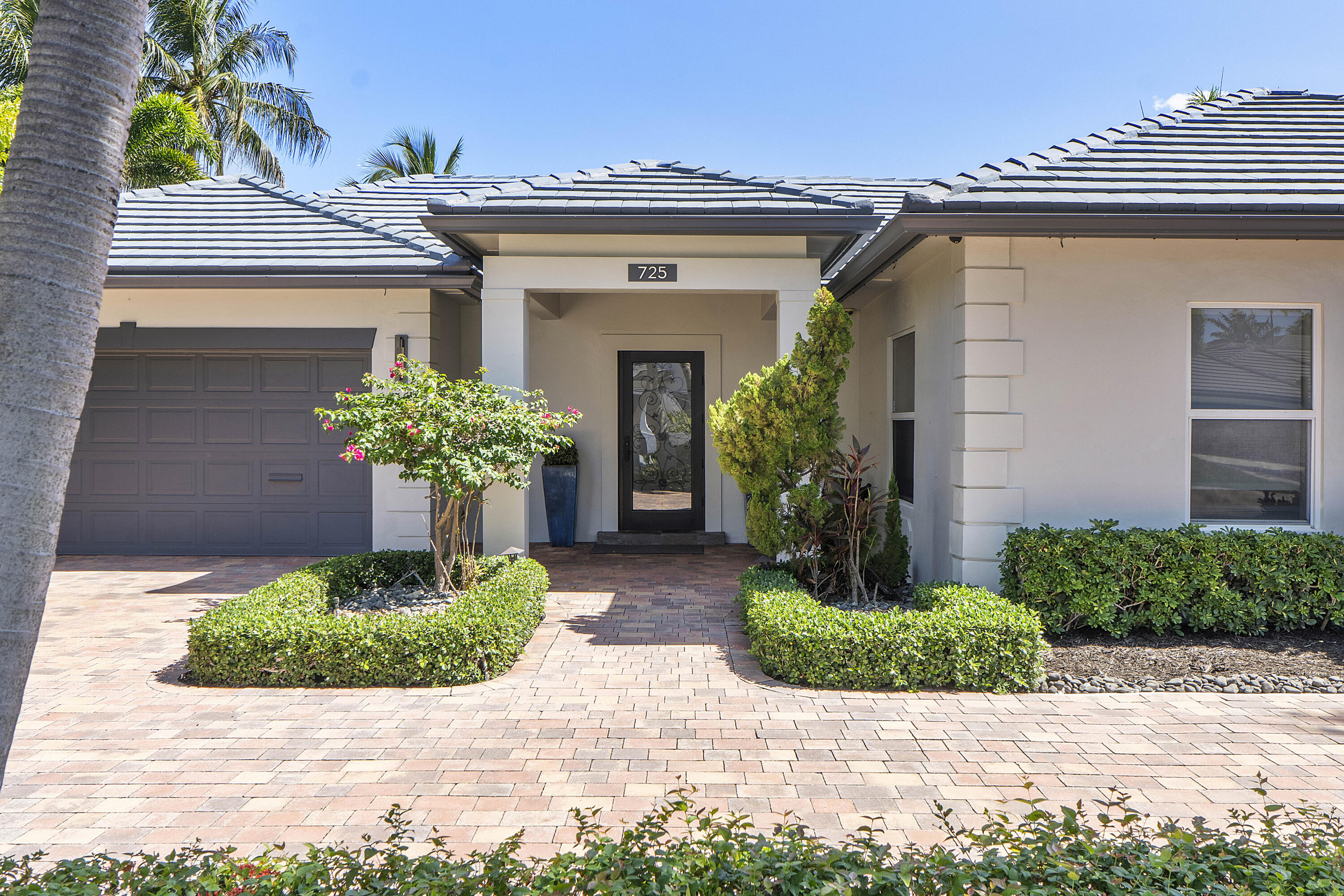LAKE ROGERS ISLE UNIT D - Residential Lease