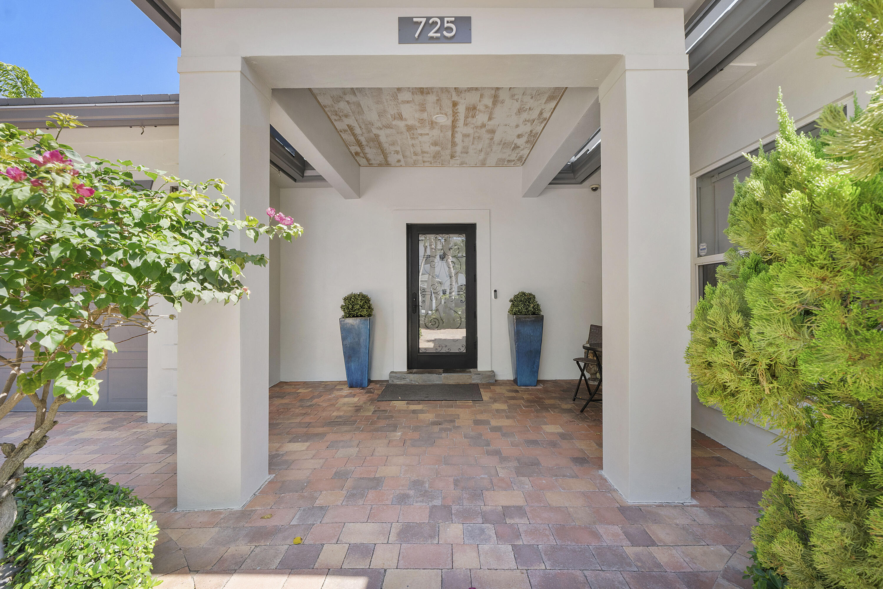 LAKE ROGERS ISLE UNIT D - Residential Lease