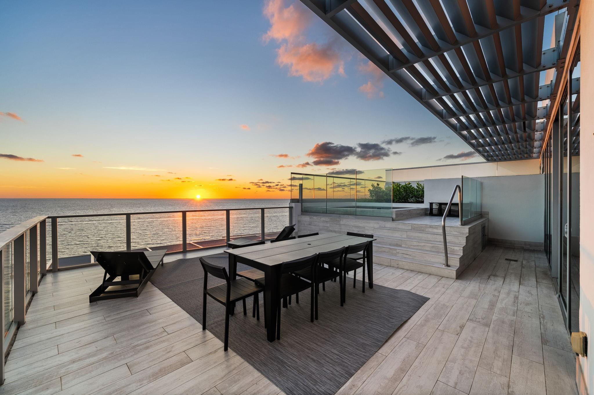 AUBERGE BEACH RESIDENCES - Residential