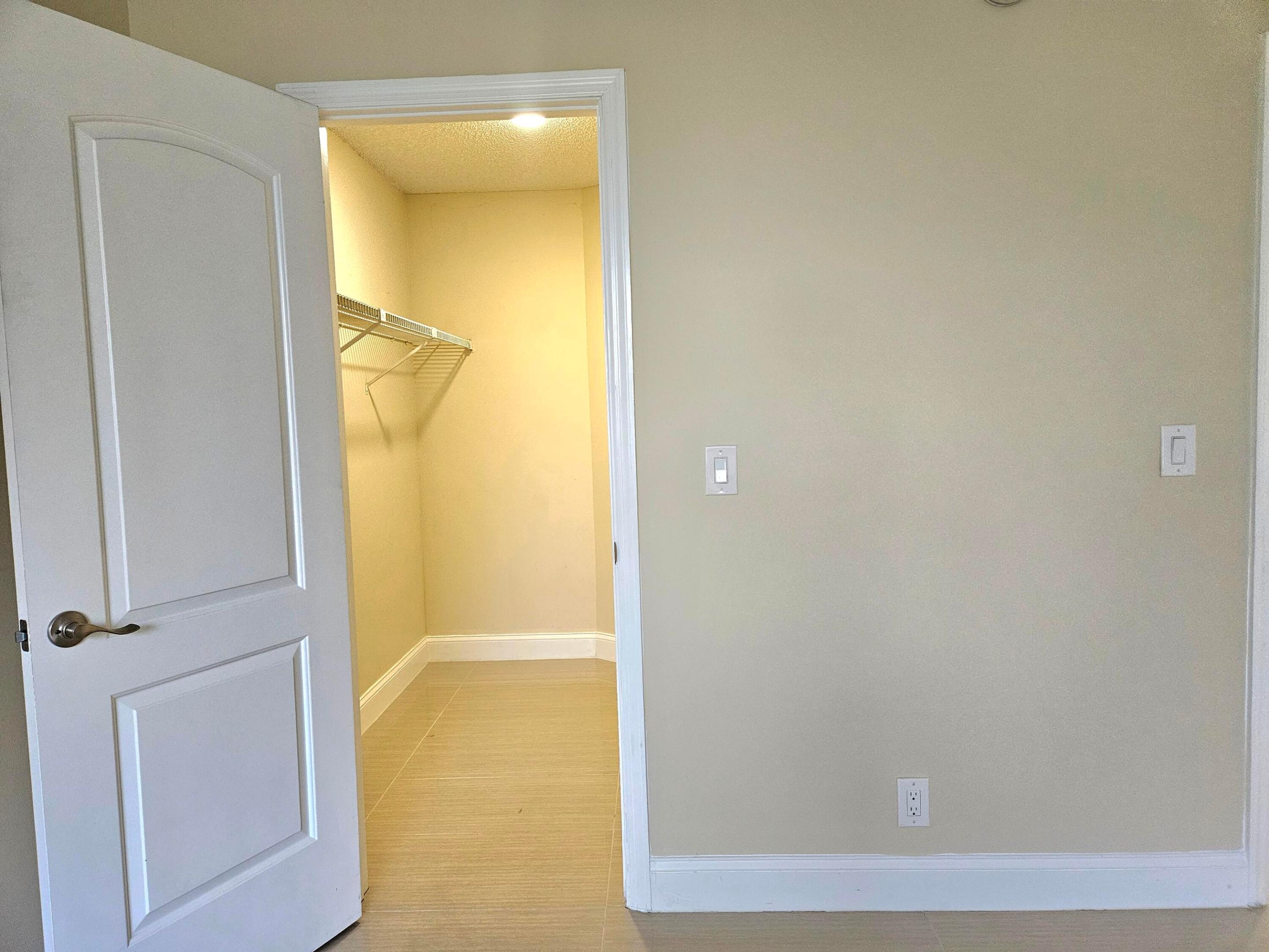COCO PARC CONDO - Residential Lease
