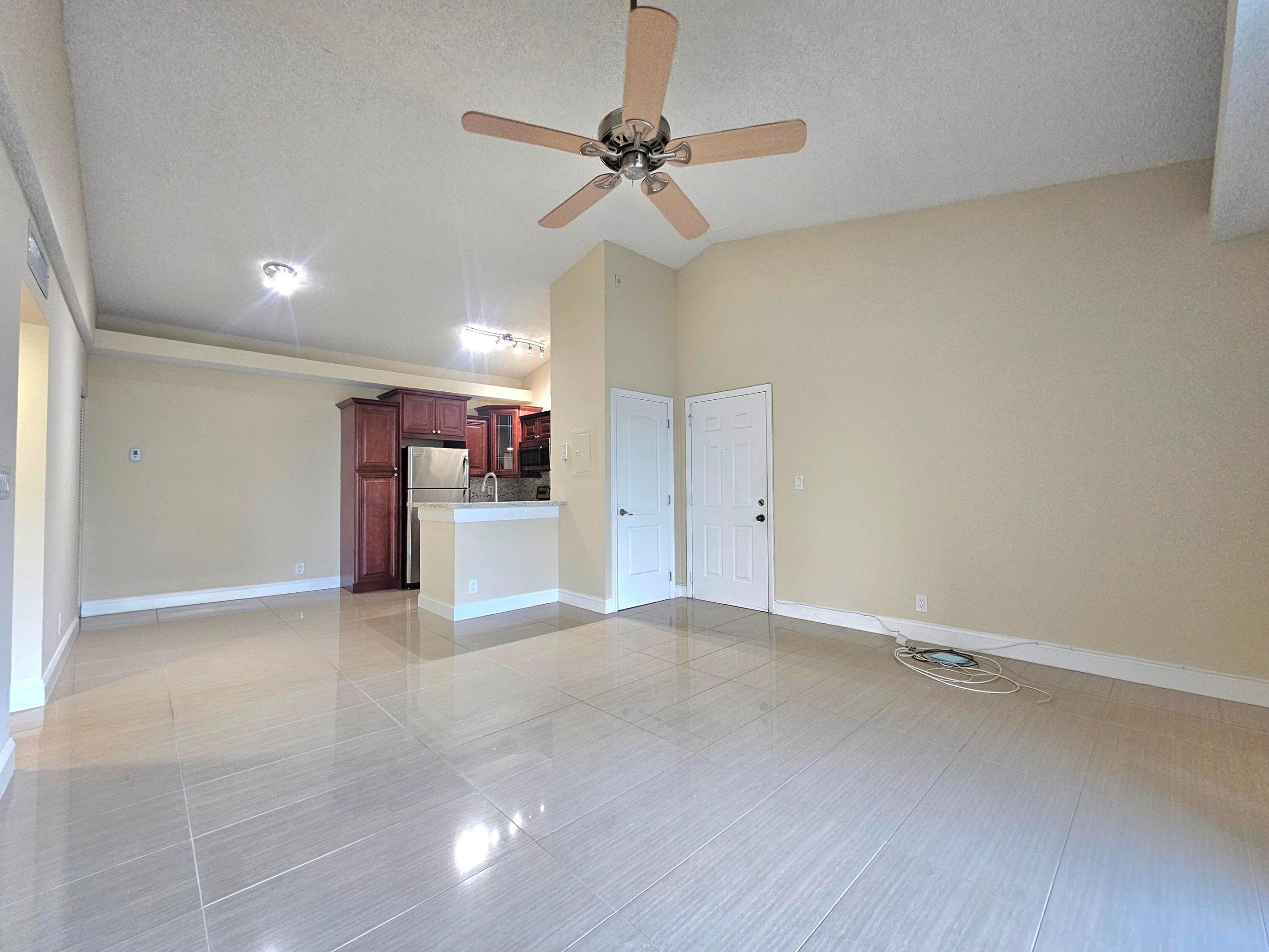 COCO PARC CONDO - Residential Lease