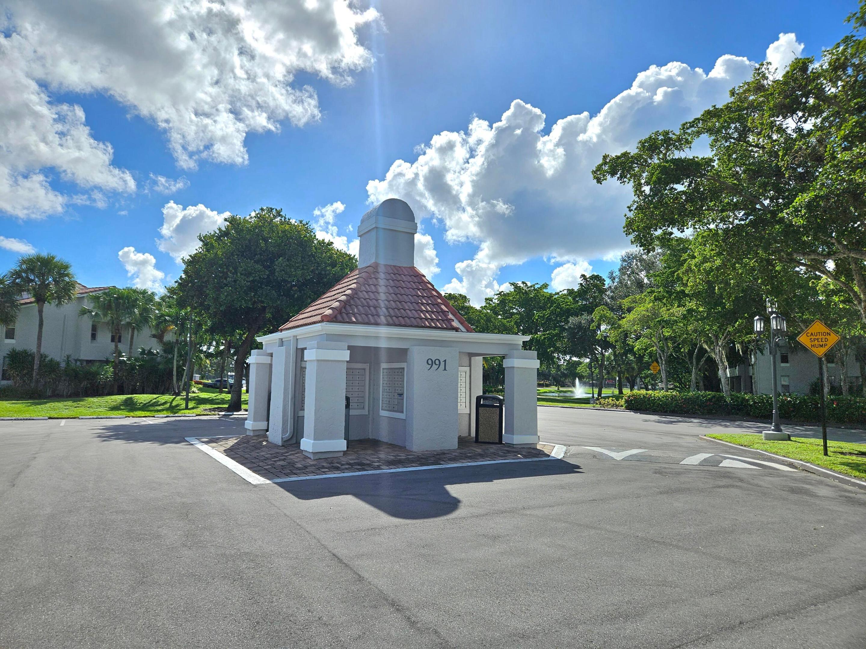 COCO PARC CONDO - Residential Lease