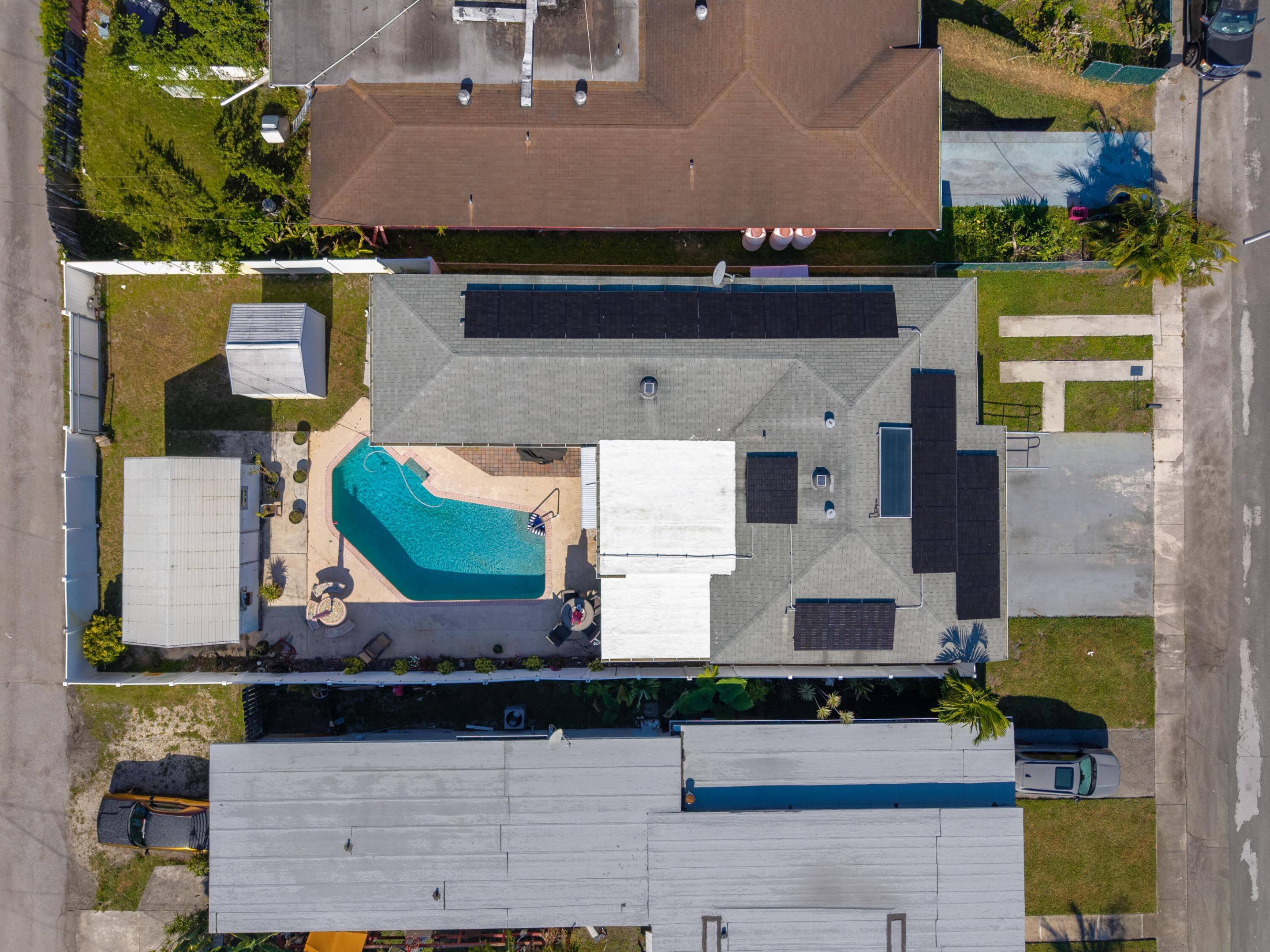 DANIA HOMESITES - Residential