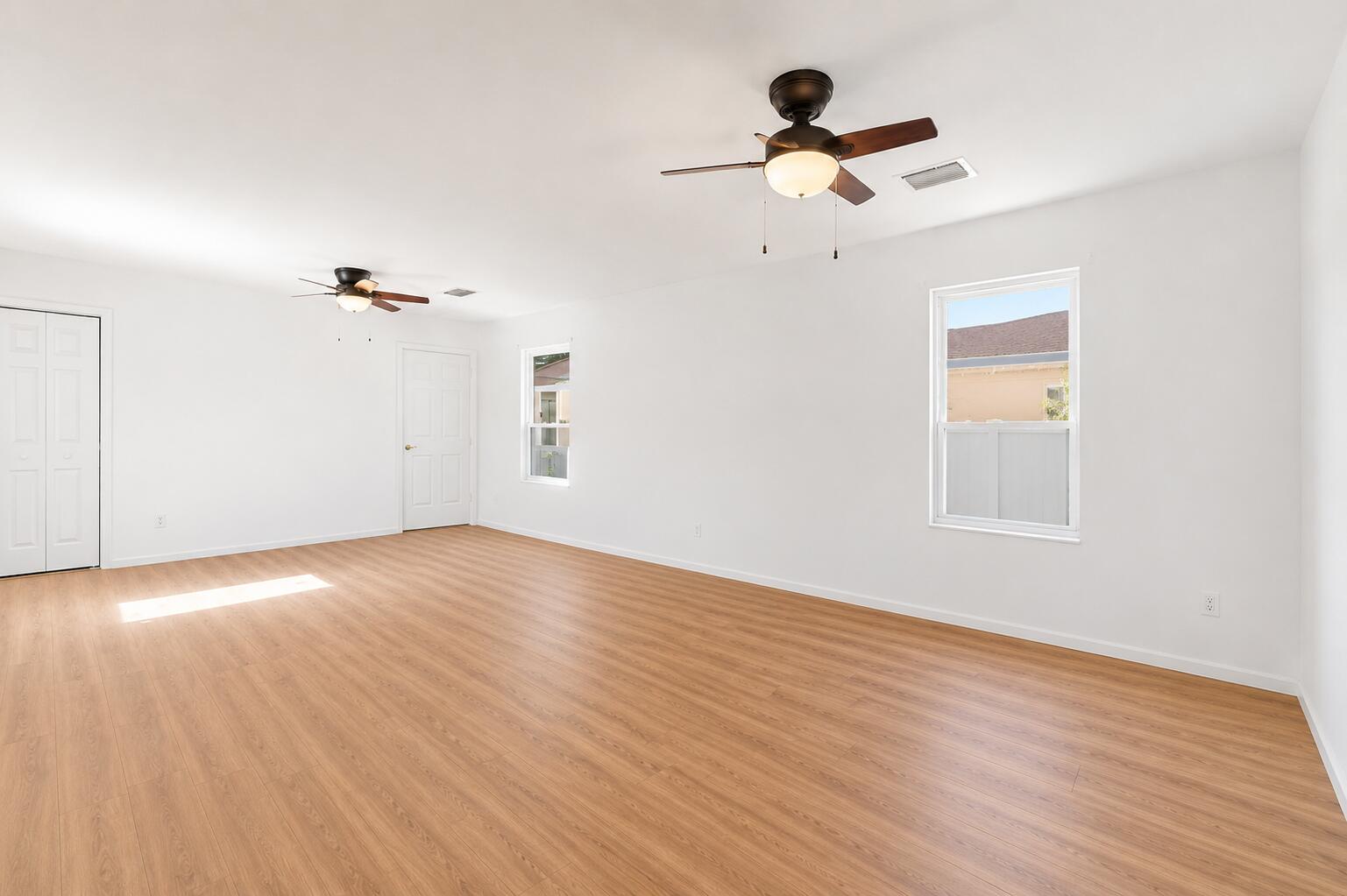 DANIA HOMESITES - Residential