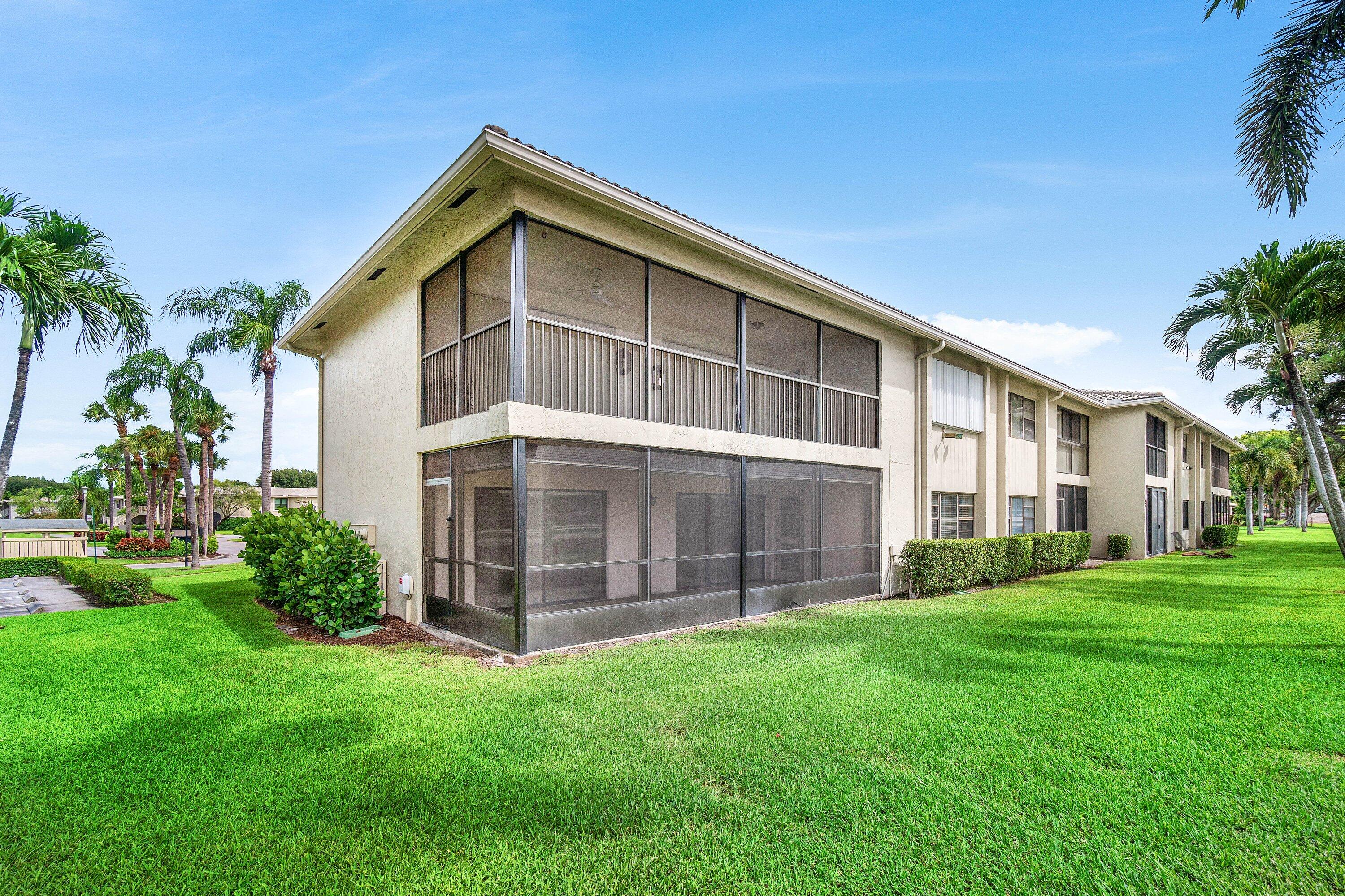 STRATFORD AT HUNTERS RUN CONDO - Residential