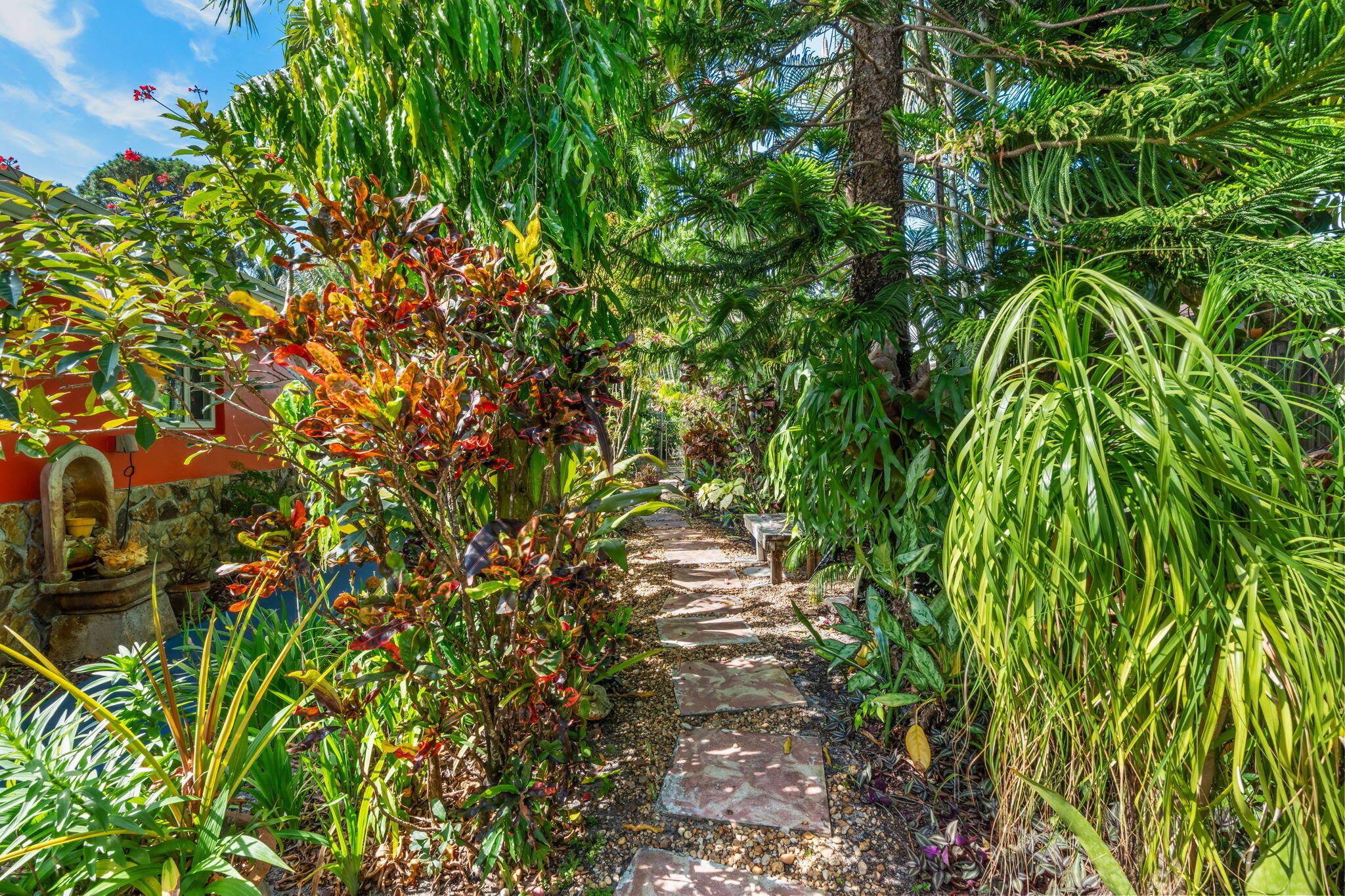 OAKLAND PARK SECOND ADD - Residential Income