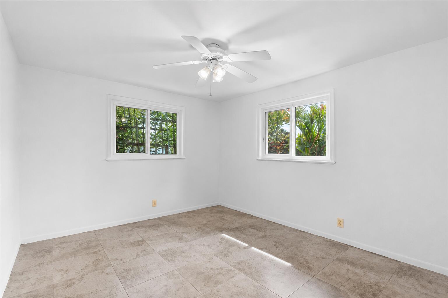 OAKLAND PARK SECOND ADD - Residential Income