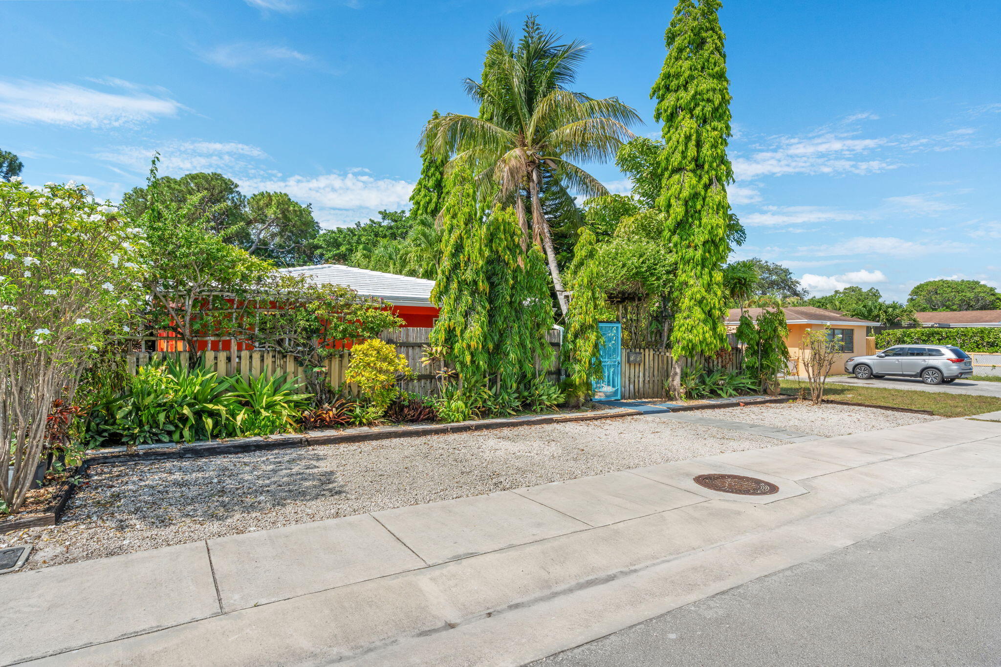 OAKLAND PARK SECOND ADD - Residential Income