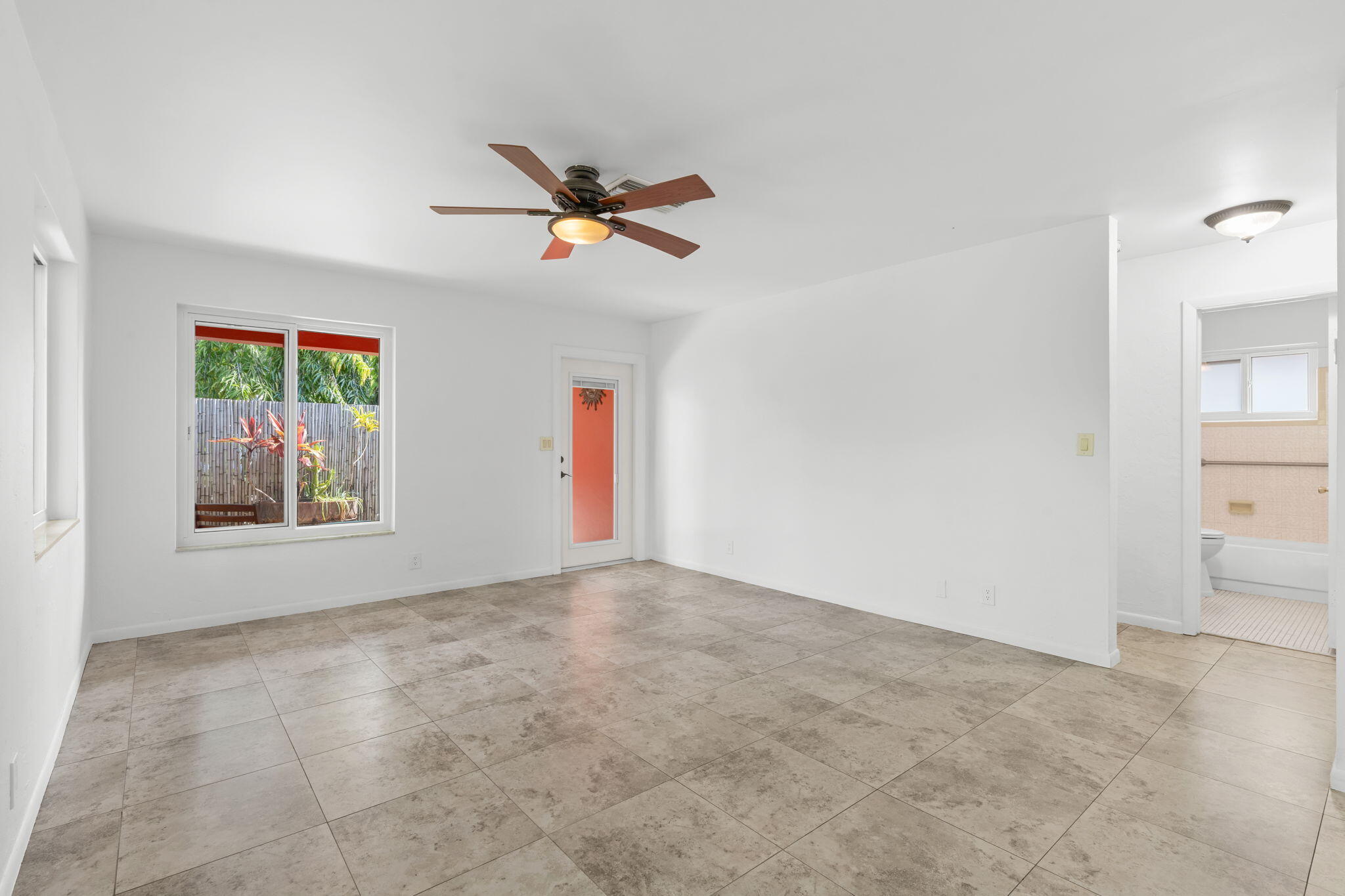 OAKLAND PARK SECOND ADD - Residential Income