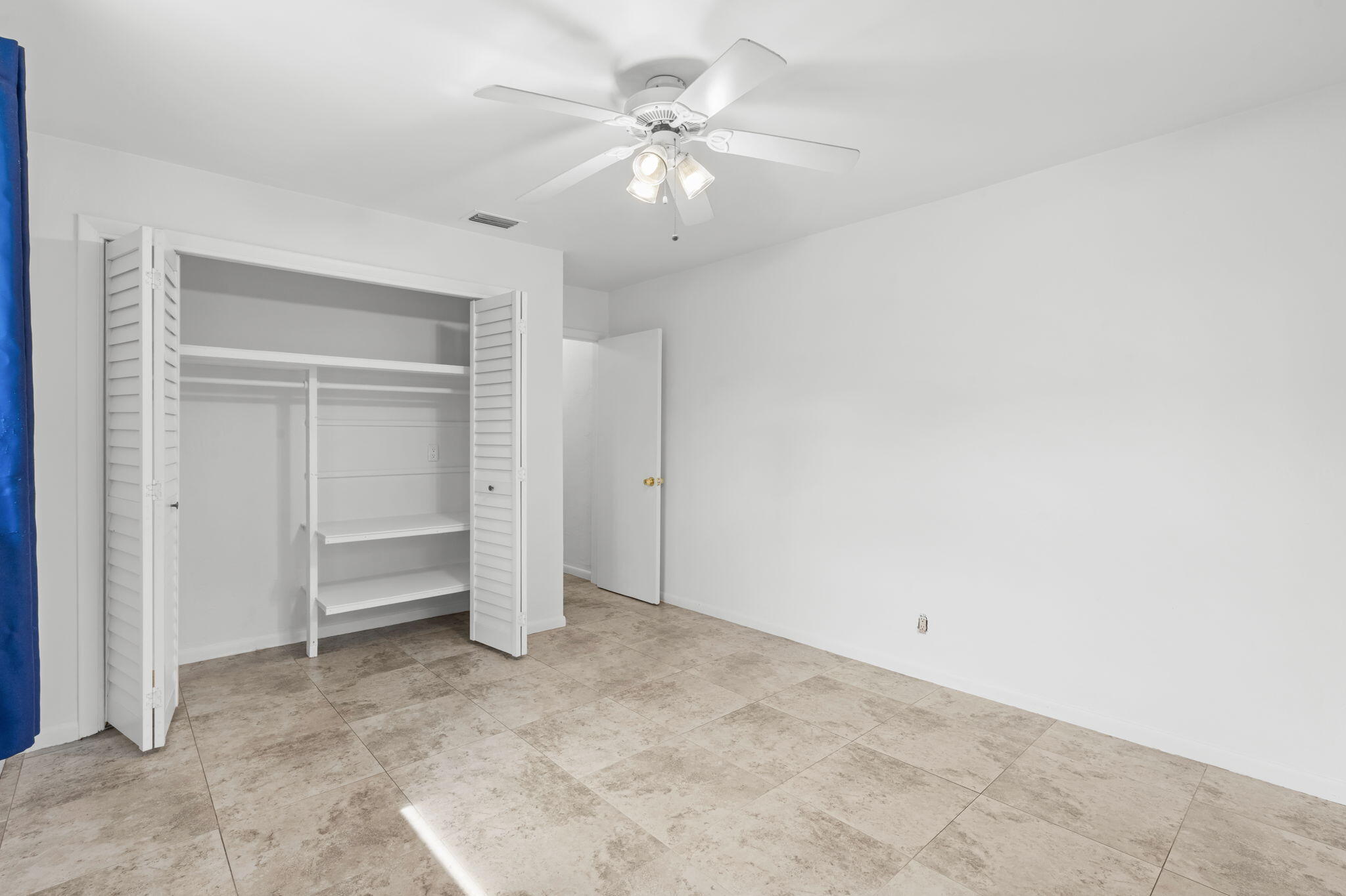 OAKLAND PARK SECOND ADD - Residential Income
