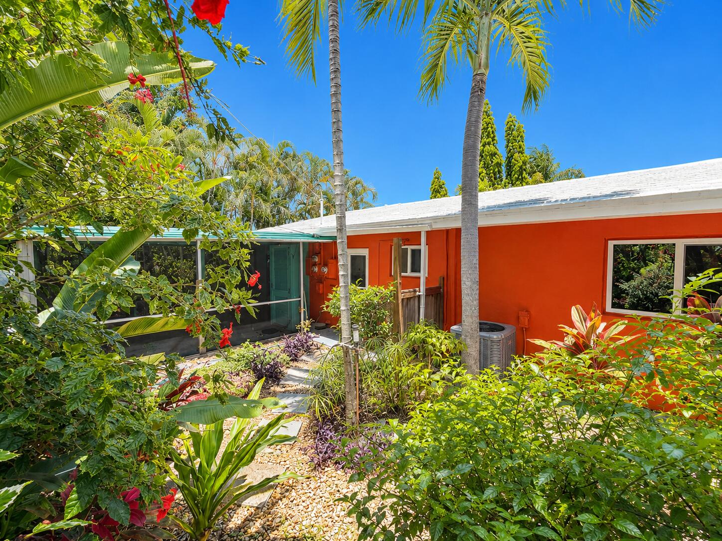 OAKLAND PARK SECOND ADD - Residential Income