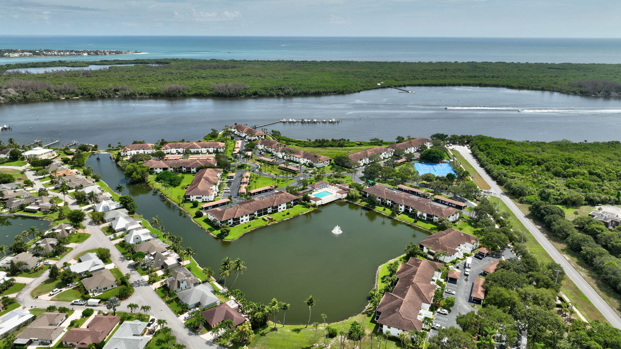 HANSONS LANDING CONDO - Residential Lease