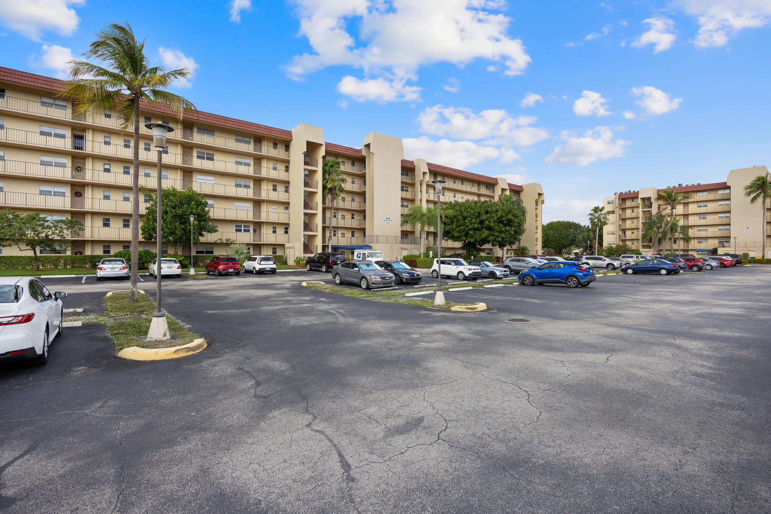POINCIANA PLACE CONDO 1,2,8 AND 9 - Residential Lease