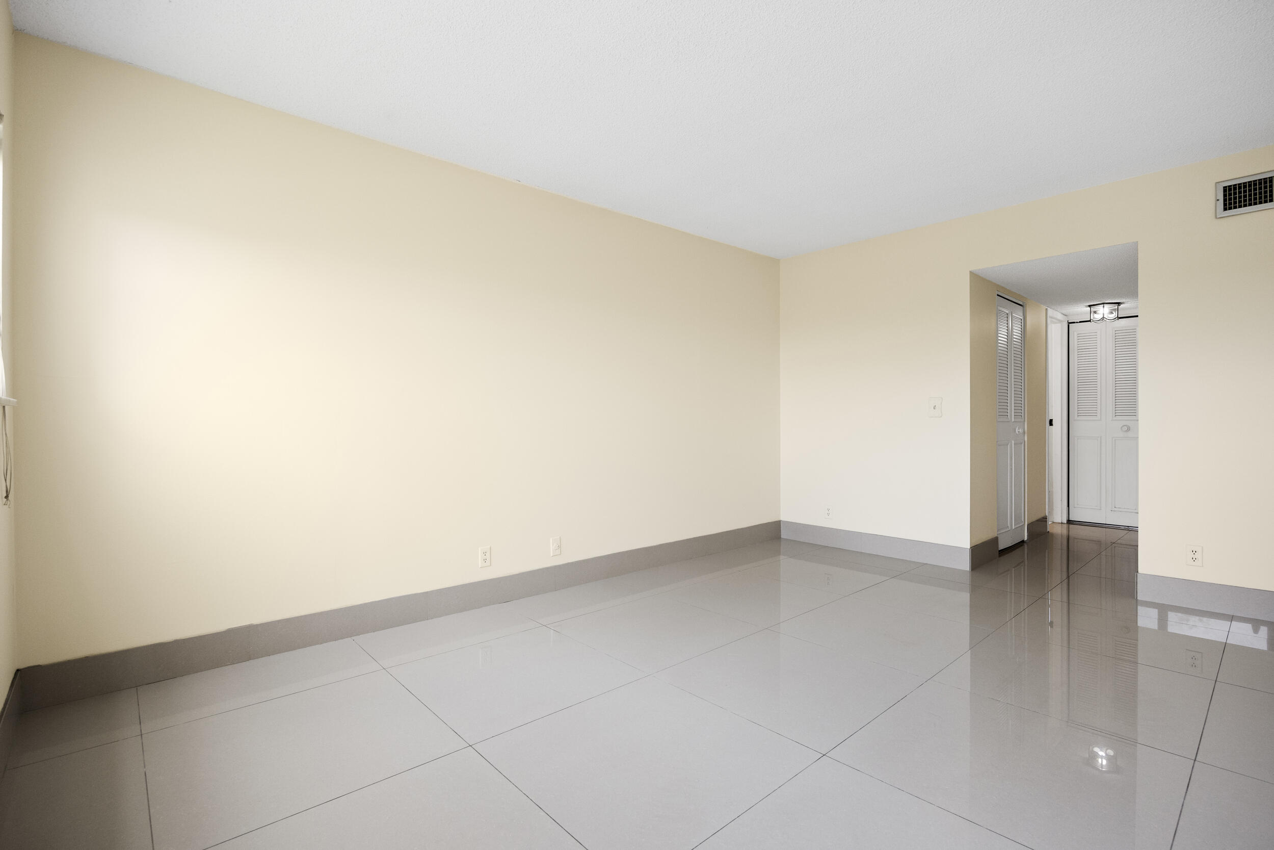 POINCIANA PLACE CONDO 1,2,8 AND 9 - Residential Lease