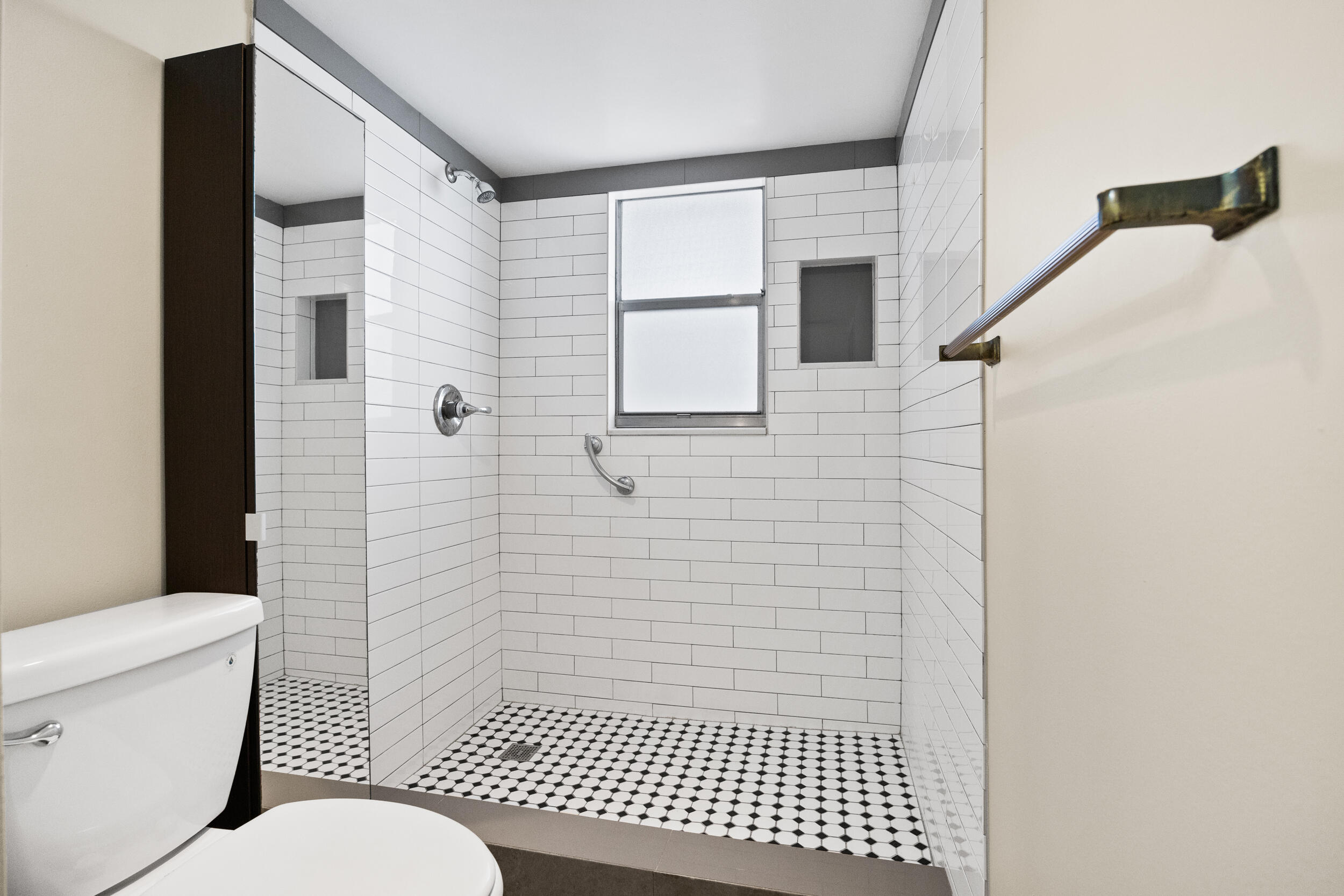 POINCIANA PLACE CONDO 1,2,8 AND 9 - Residential Lease
