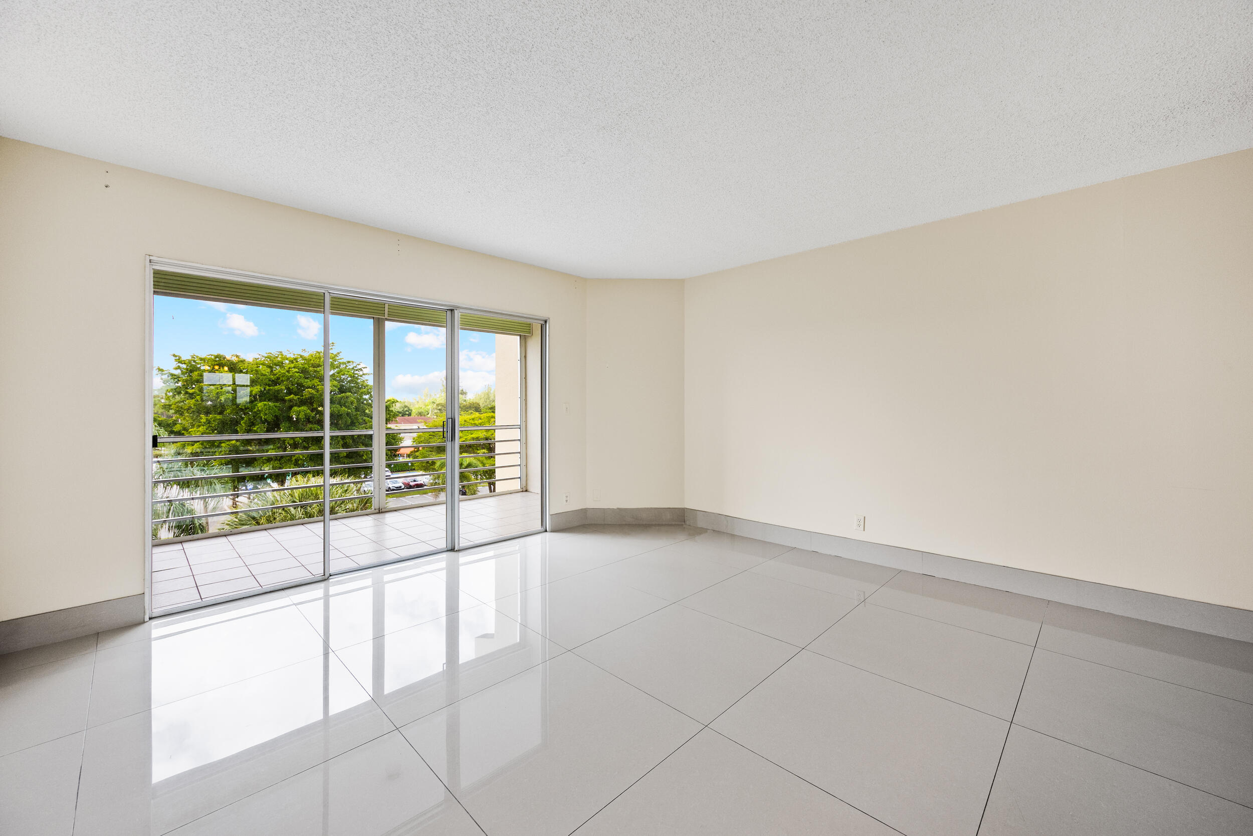 POINCIANA PLACE CONDO 1,2,8 AND 9 - Residential Lease