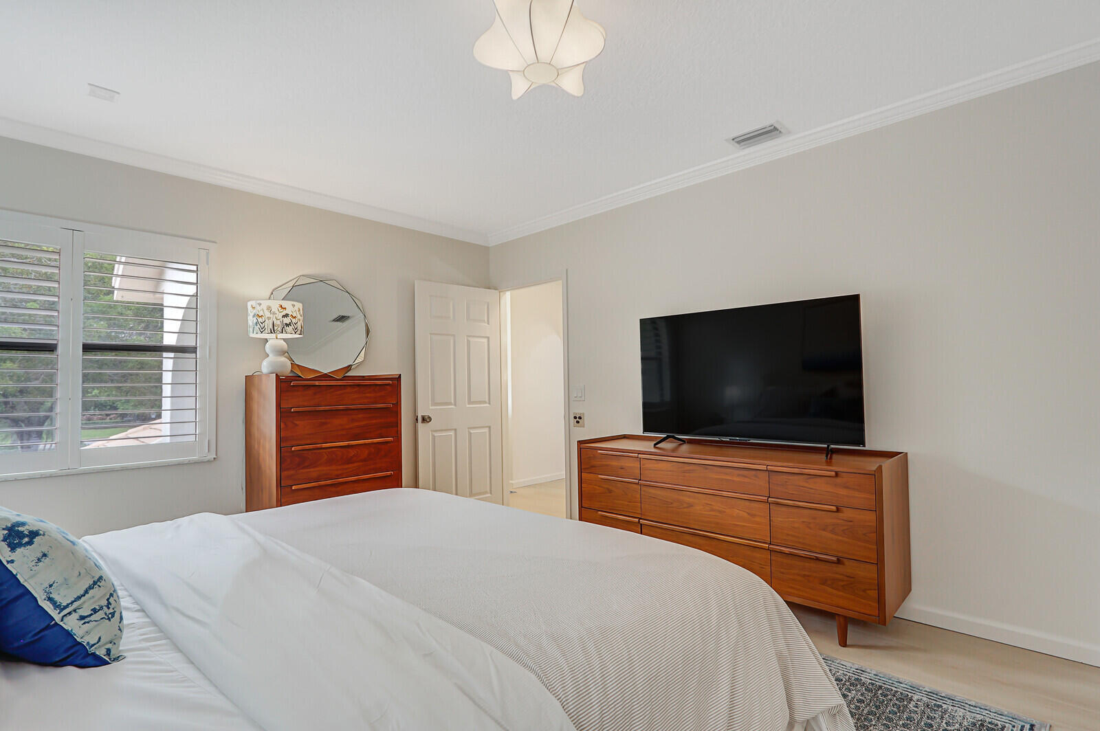 WEST BAY AT JONATHANS LANDING CONDO - Residential Lease