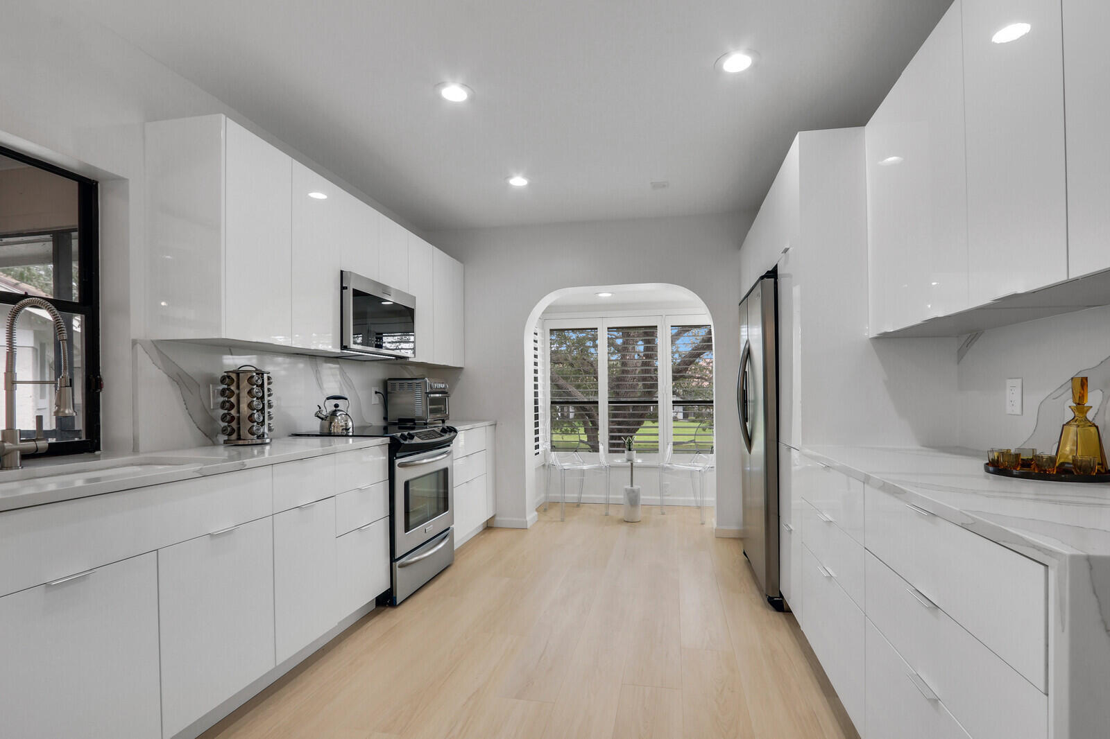 WEST BAY AT JONATHANS LANDING CONDO - Residential Lease