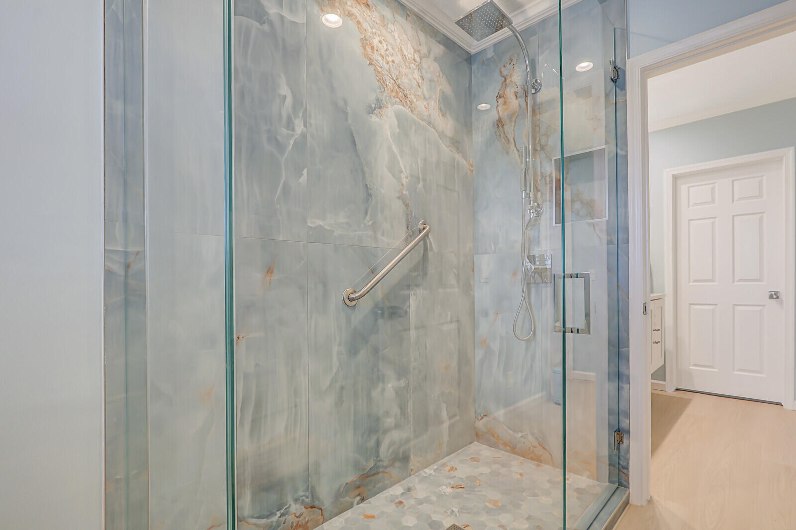 WEST BAY AT JONATHANS LANDING CONDO - Residential Lease