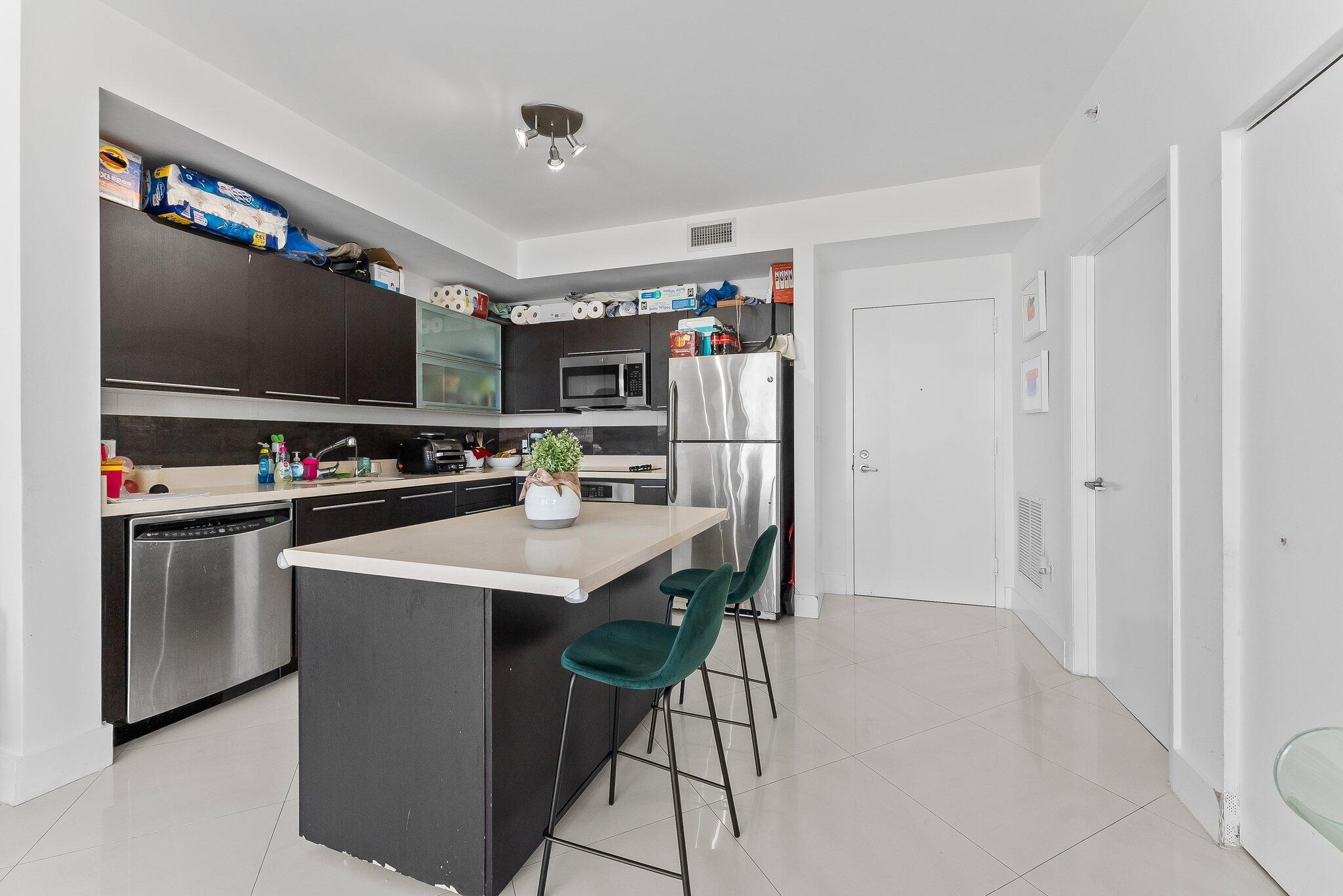 Ivy Condo - Residential Lease