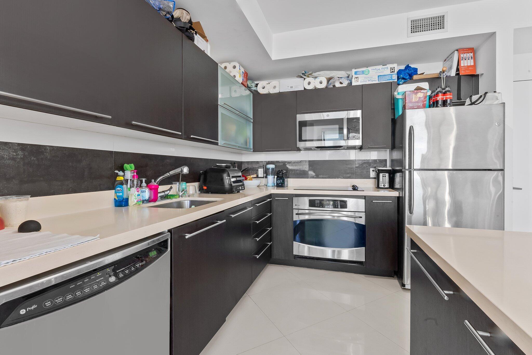 Ivy Condo - Residential Lease