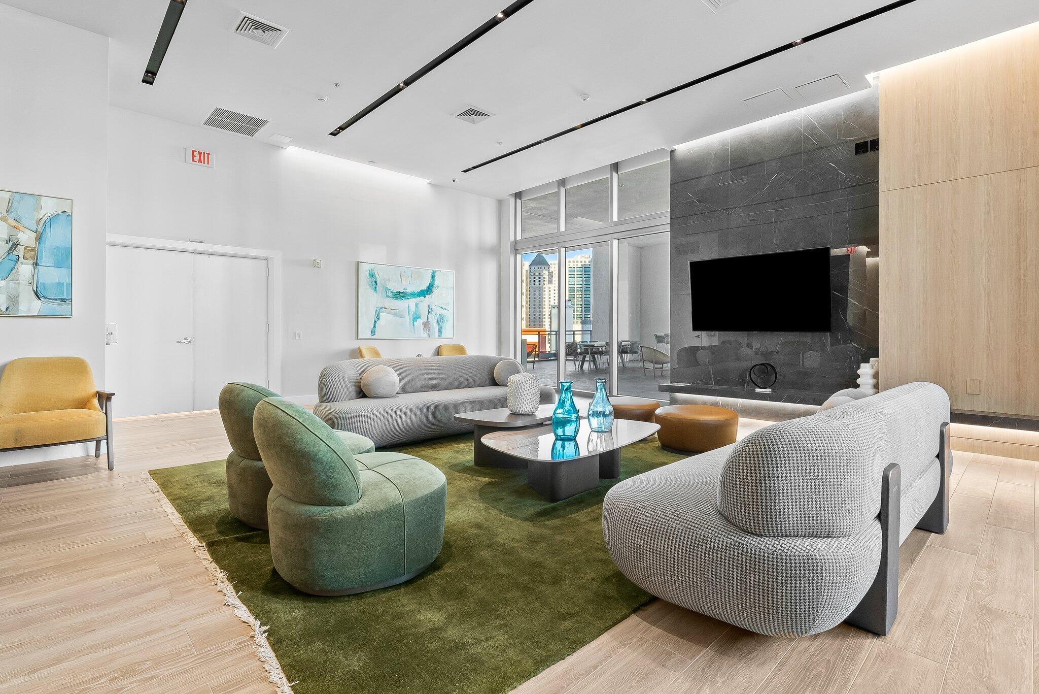 Ivy Condo - Residential Lease
