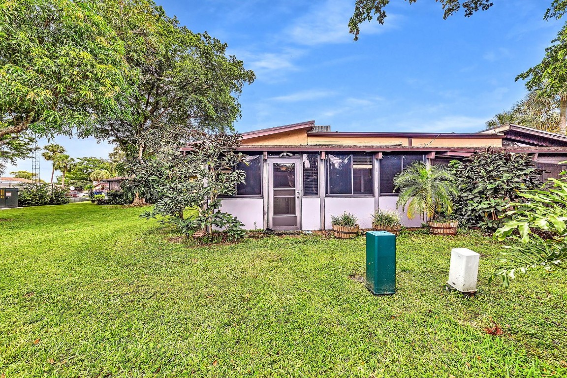 CARRIAGE HILLS - Residential