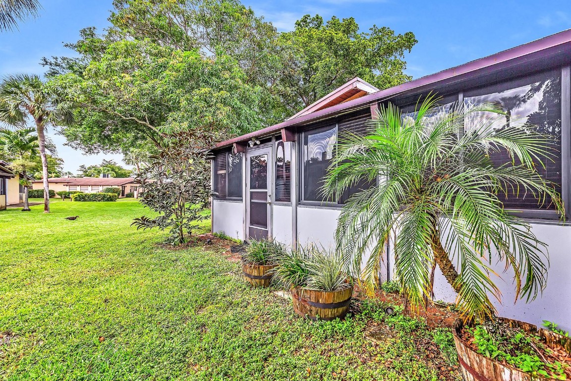 CARRIAGE HILLS - Residential