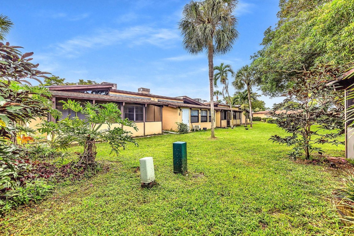 CARRIAGE HILLS - Residential