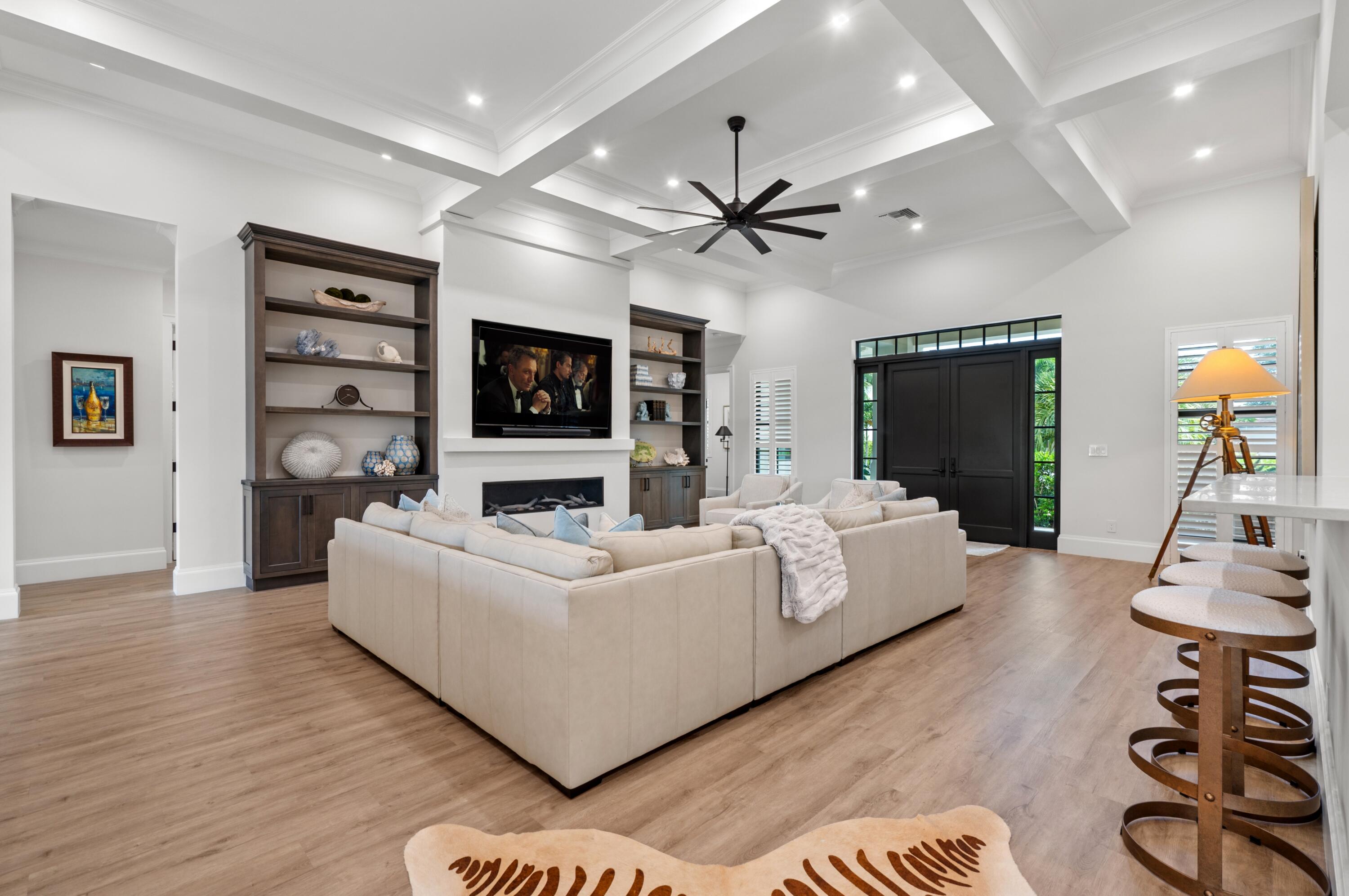 TROPIC ISLE 2ND SEC - Residential