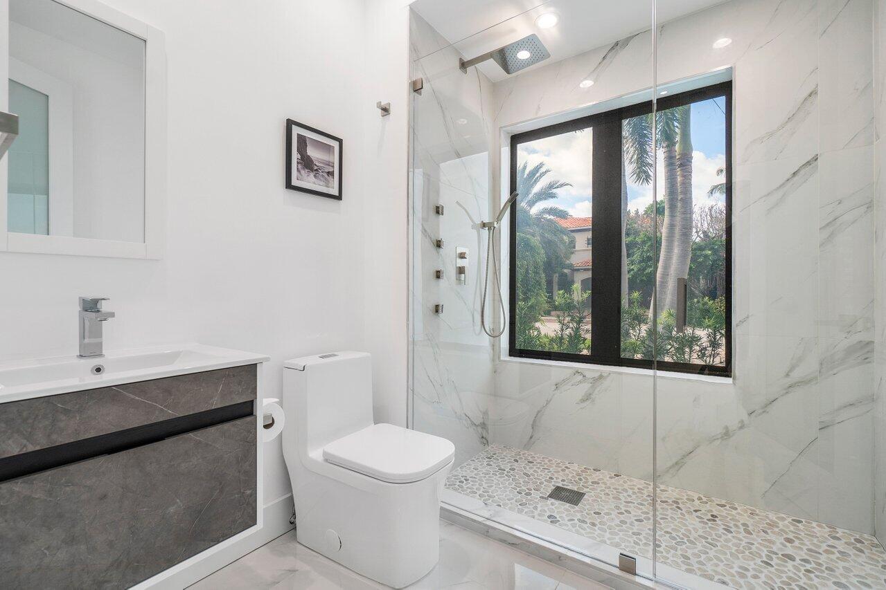 TROPIC ISLE 4TH SEC - Residential