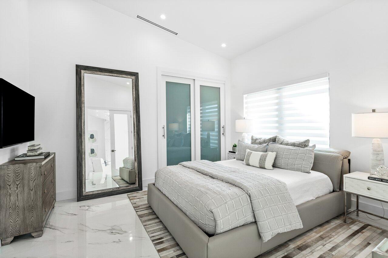TROPIC ISLE 4TH SEC - Residential