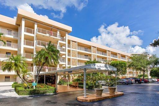 NO 116 PALM-AIRE COUNTRY CLUB - Residential