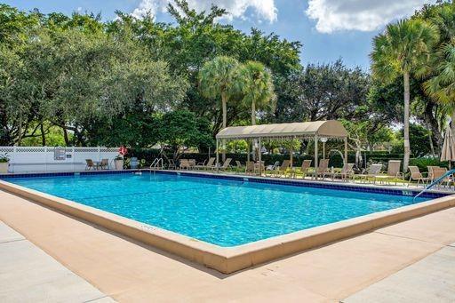 NO 116 PALM-AIRE COUNTRY CLUB - Residential