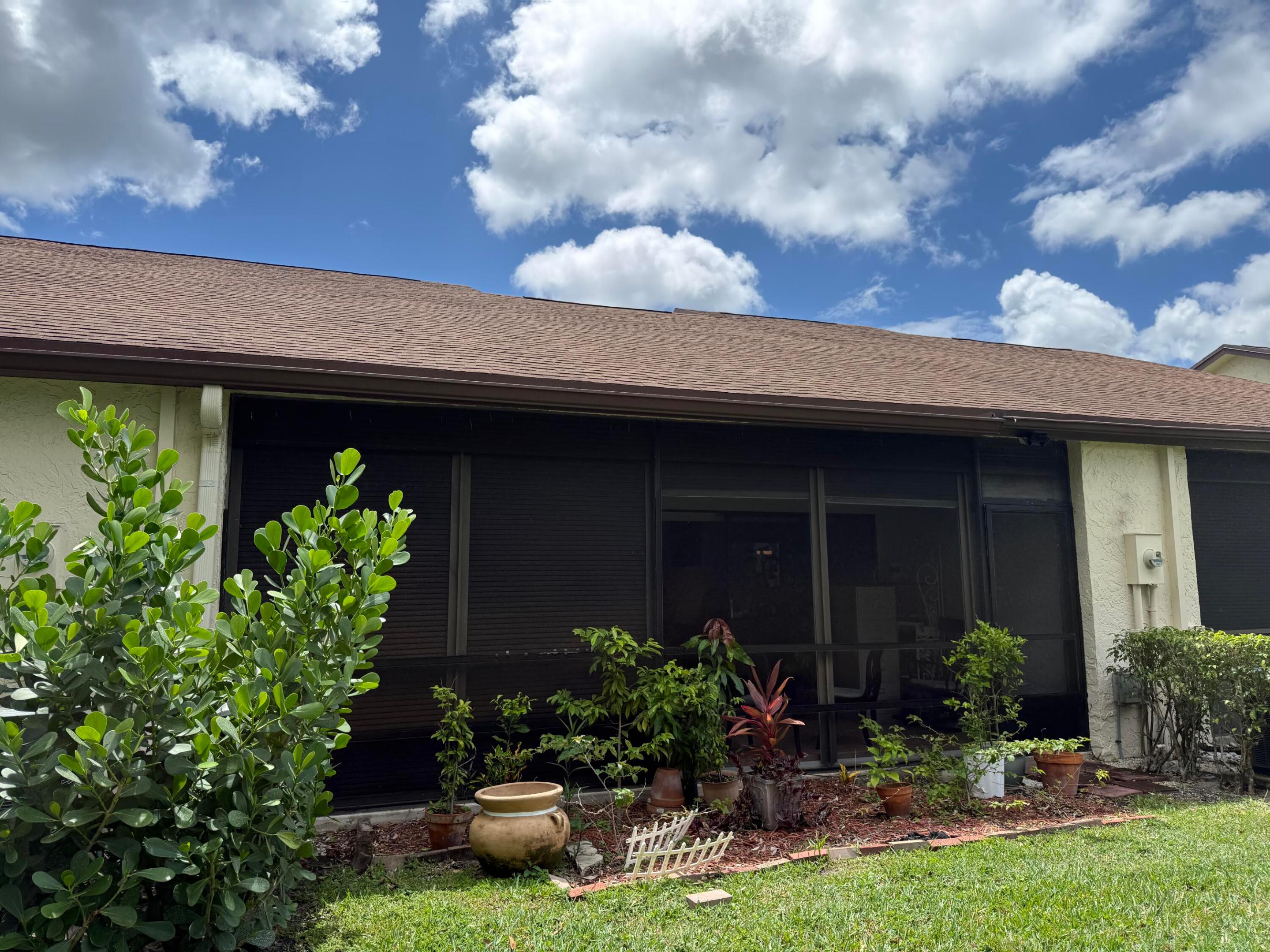VILLAS OF WILLOW BEND - Residential