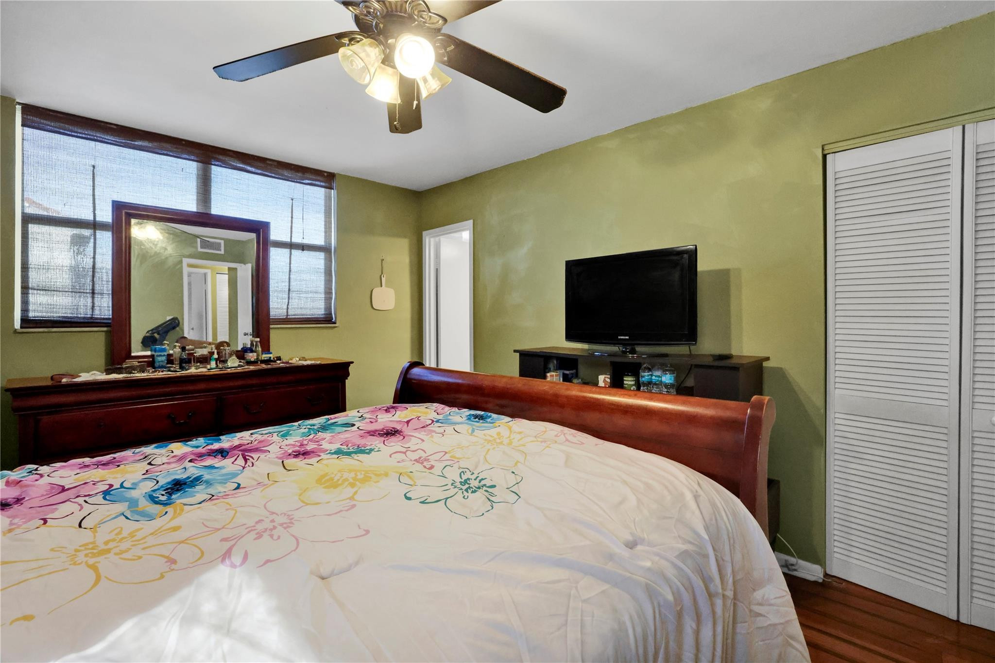 SOMERSET AT LAUDERDALE LAKES - Residential