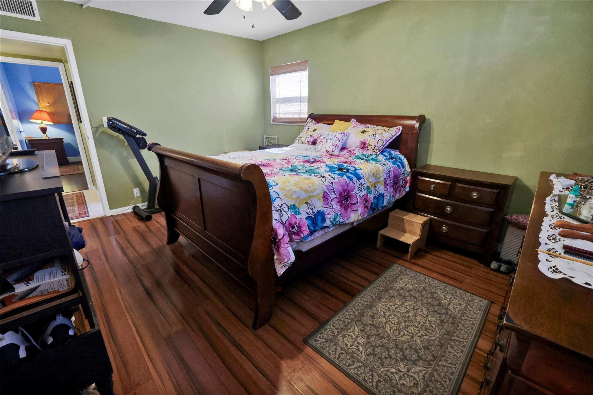 SOMERSET AT LAUDERDALE LAKES - Residential
