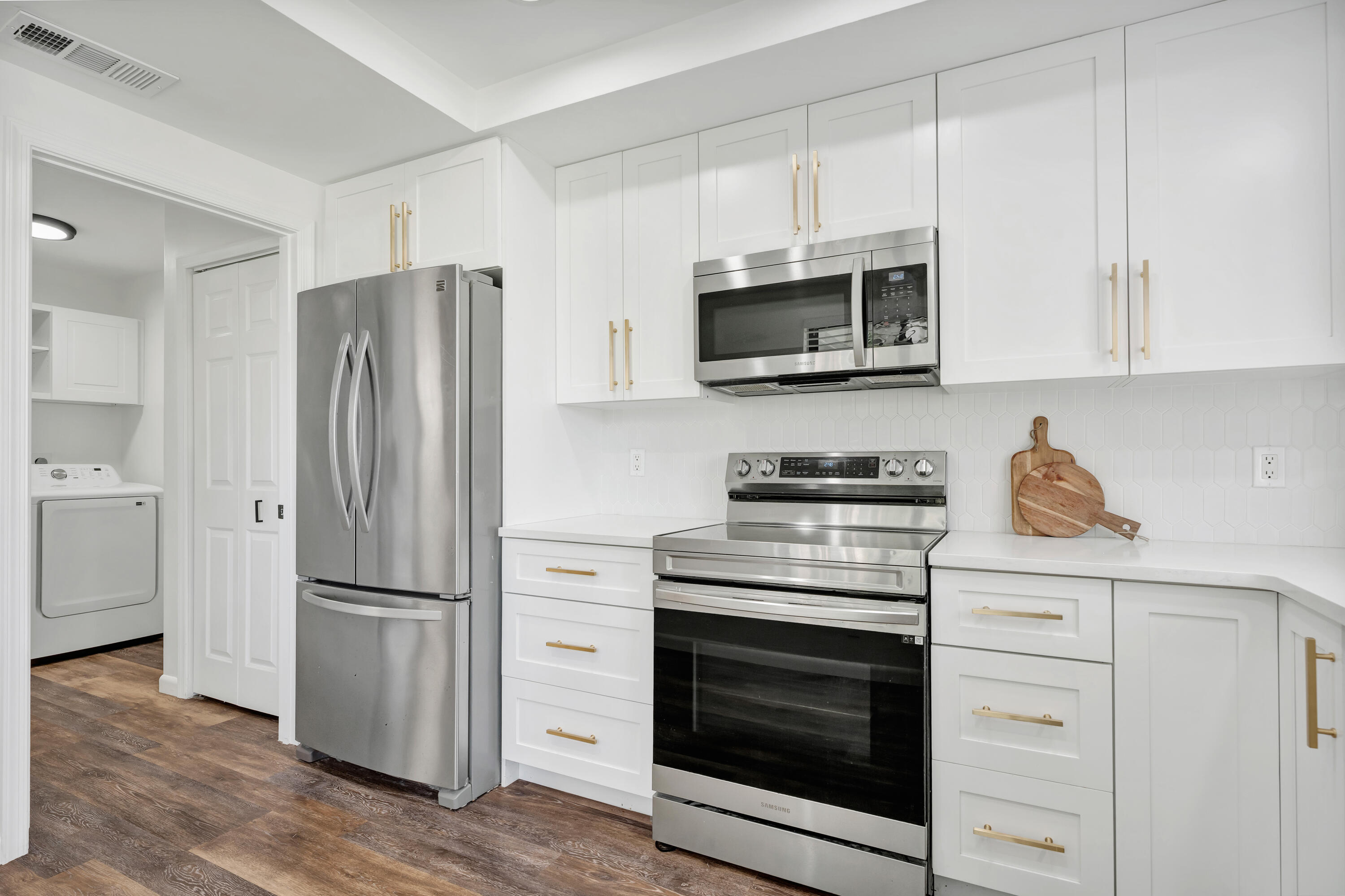 NORTH PALM BEACH HEIGHTS - Residential