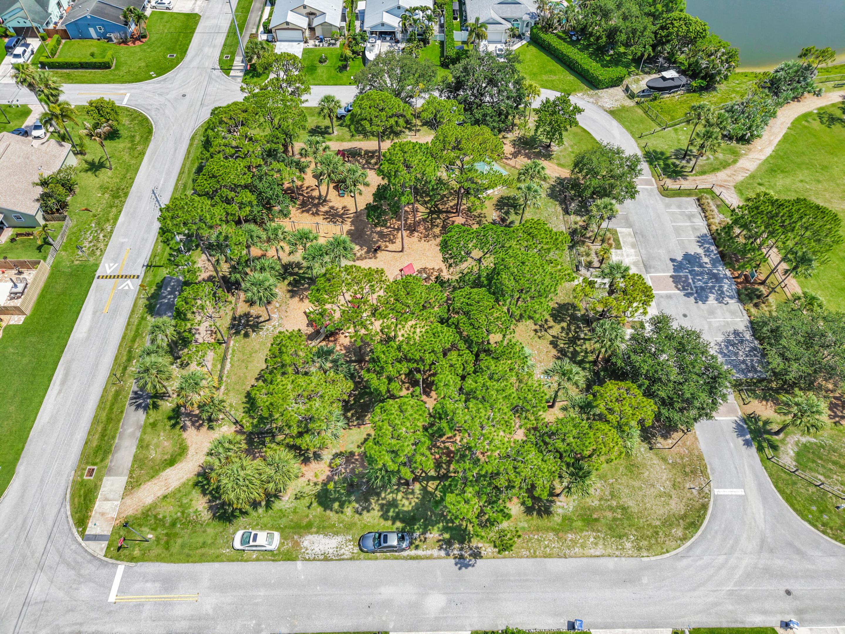 NORTH PALM BEACH HEIGHTS - Residential