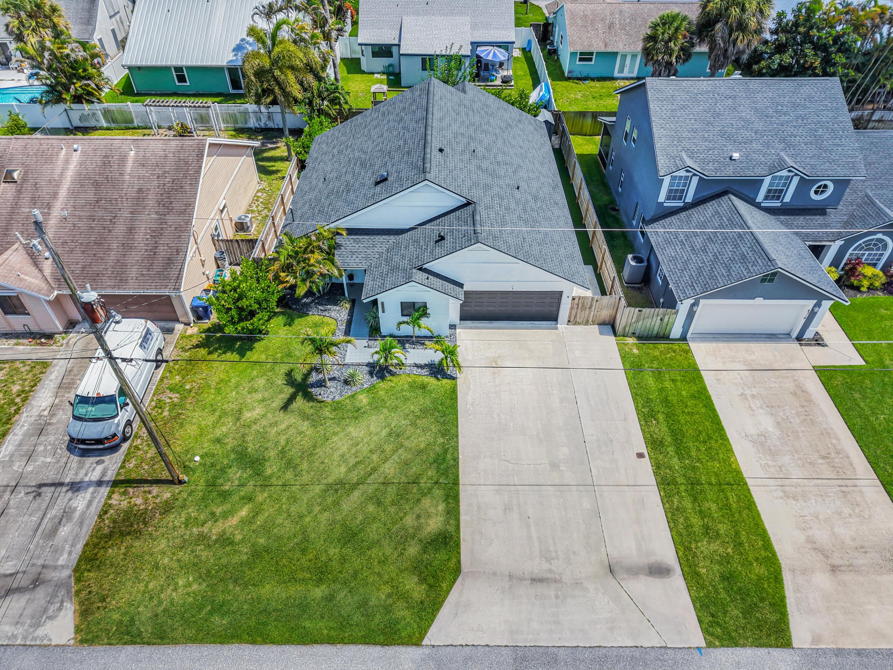 NORTH PALM BEACH HEIGHTS - Residential