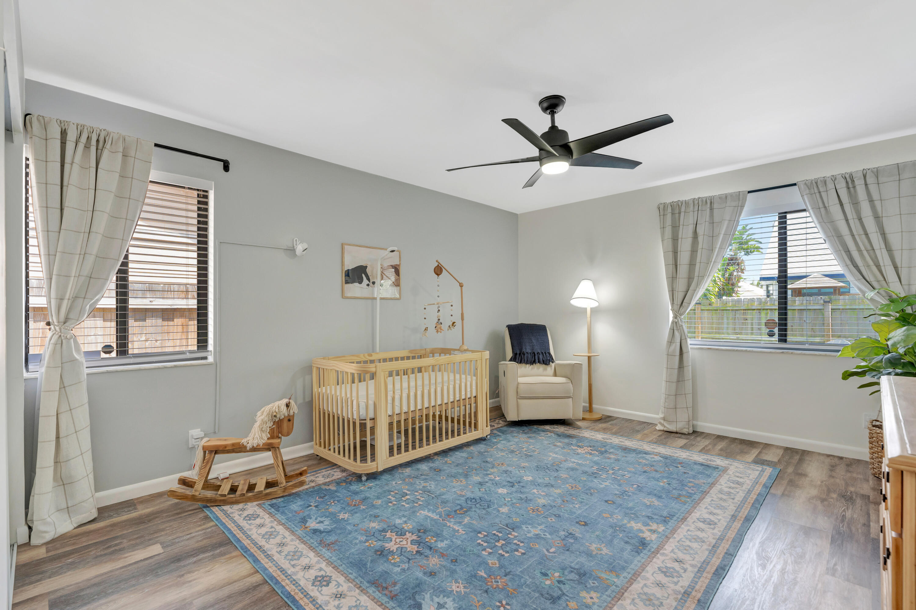 NORTH PALM BEACH HEIGHTS - Residential