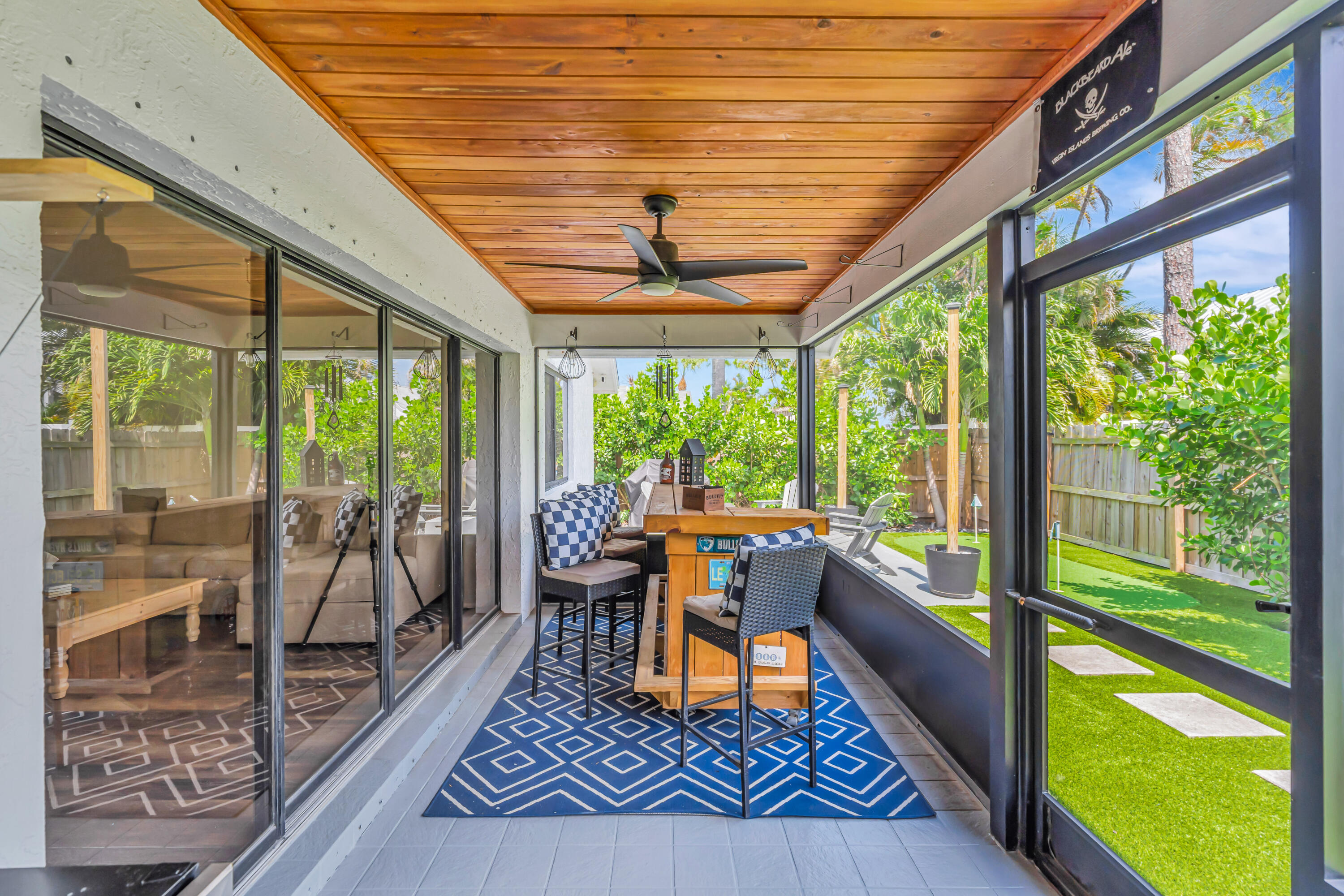 NORTH PALM BEACH HEIGHTS - Residential