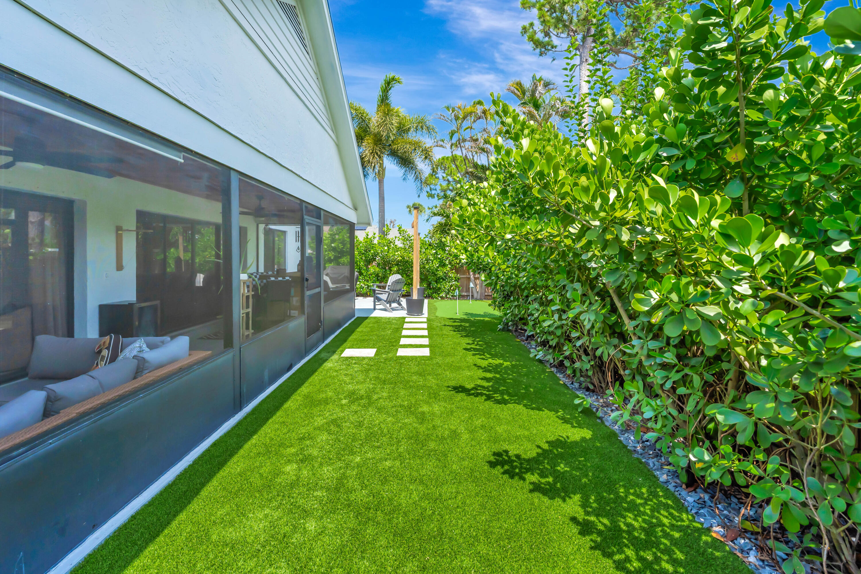 NORTH PALM BEACH HEIGHTS - Residential