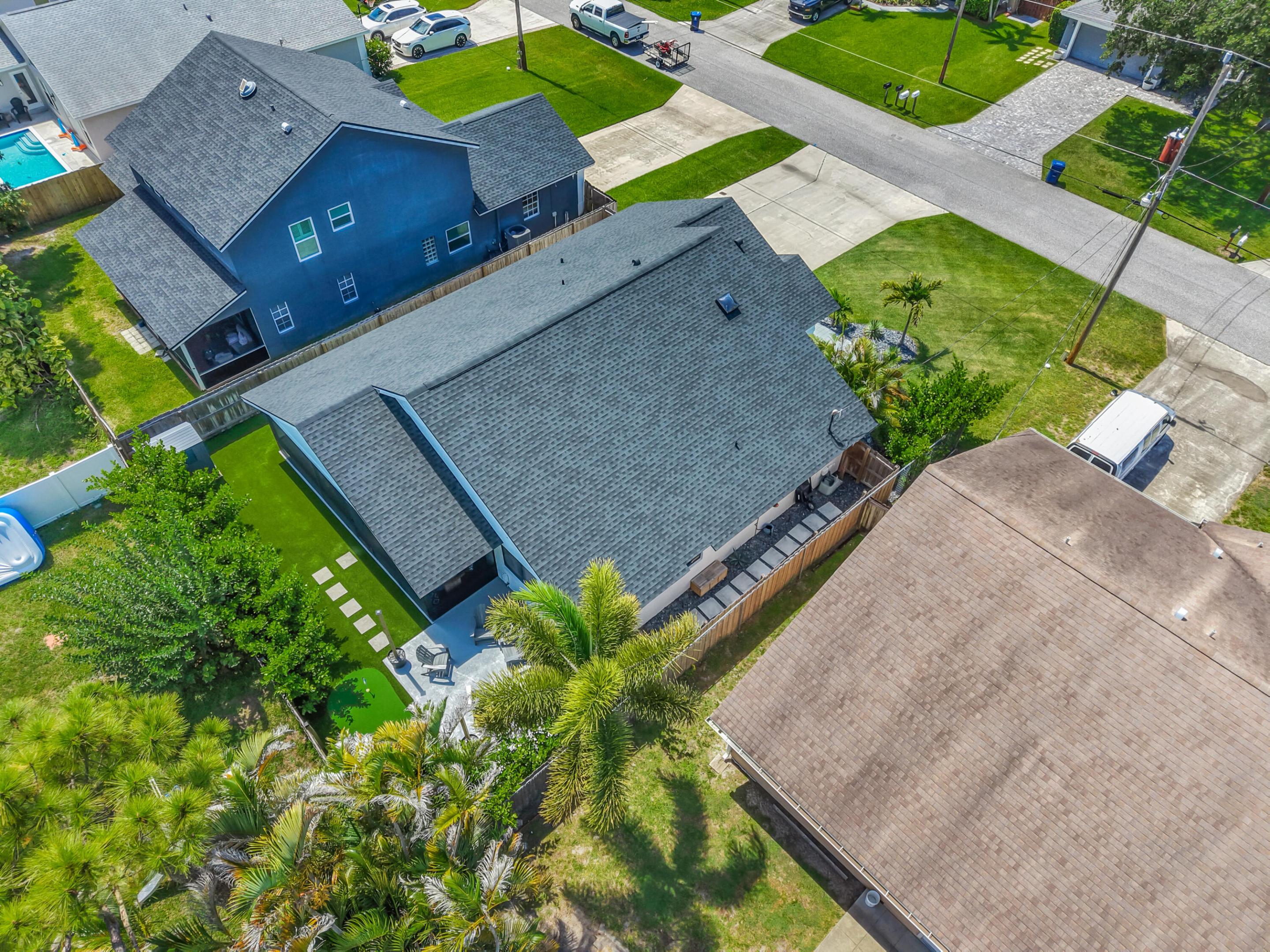 NORTH PALM BEACH HEIGHTS - Residential